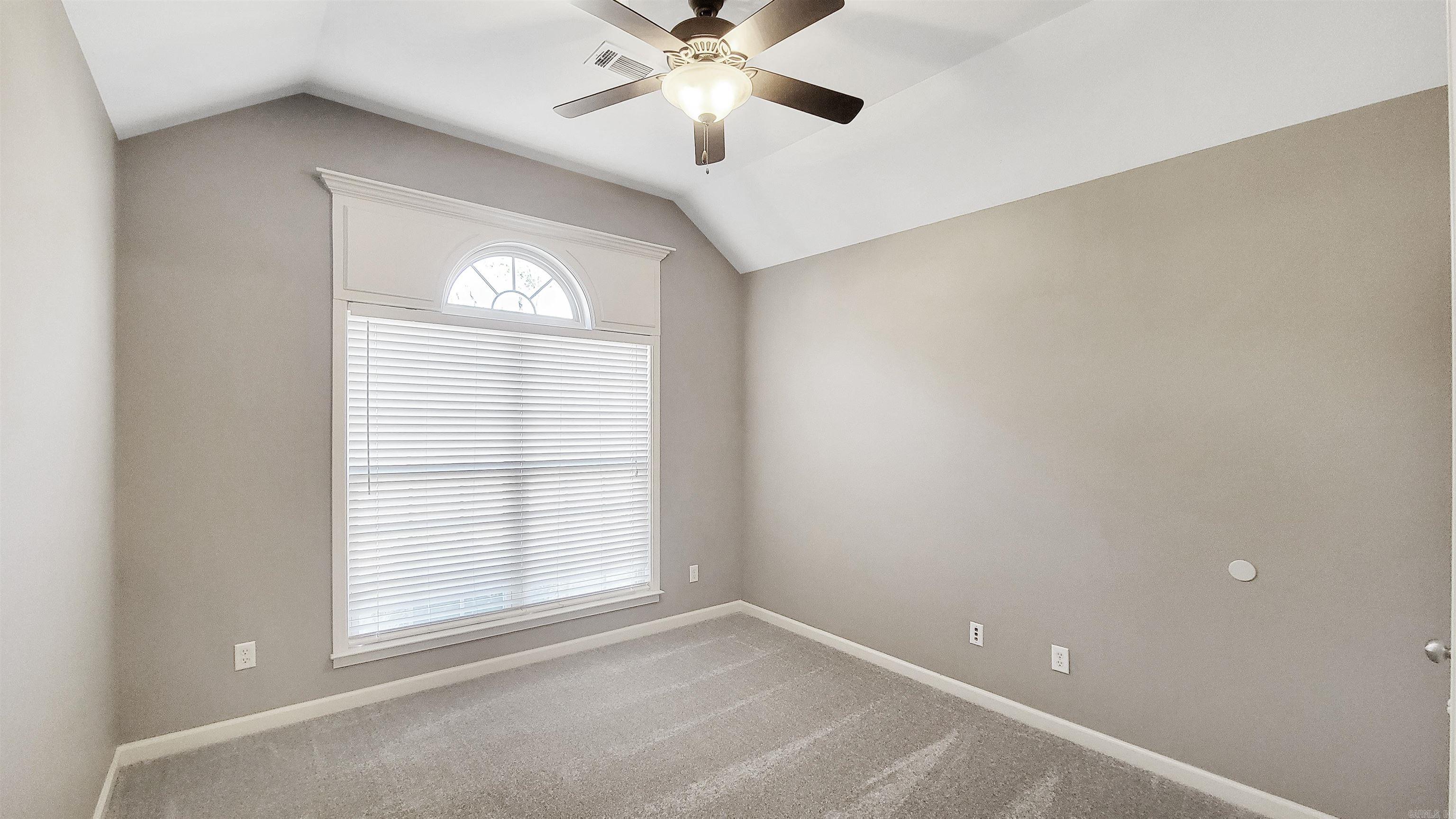 BENTLEY COURT - Residential