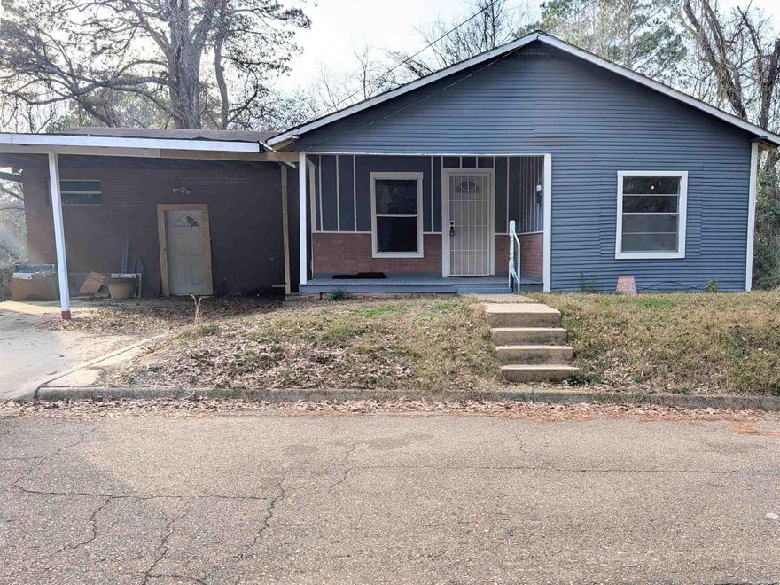 This 2 bedroom, 1 bath property has lots of potential. It has an updated kitchen, large family room that can be divided into a third bedroom, large deck spanning the back of the property. A little TLC is all that's needed to bring it back to its former glory!