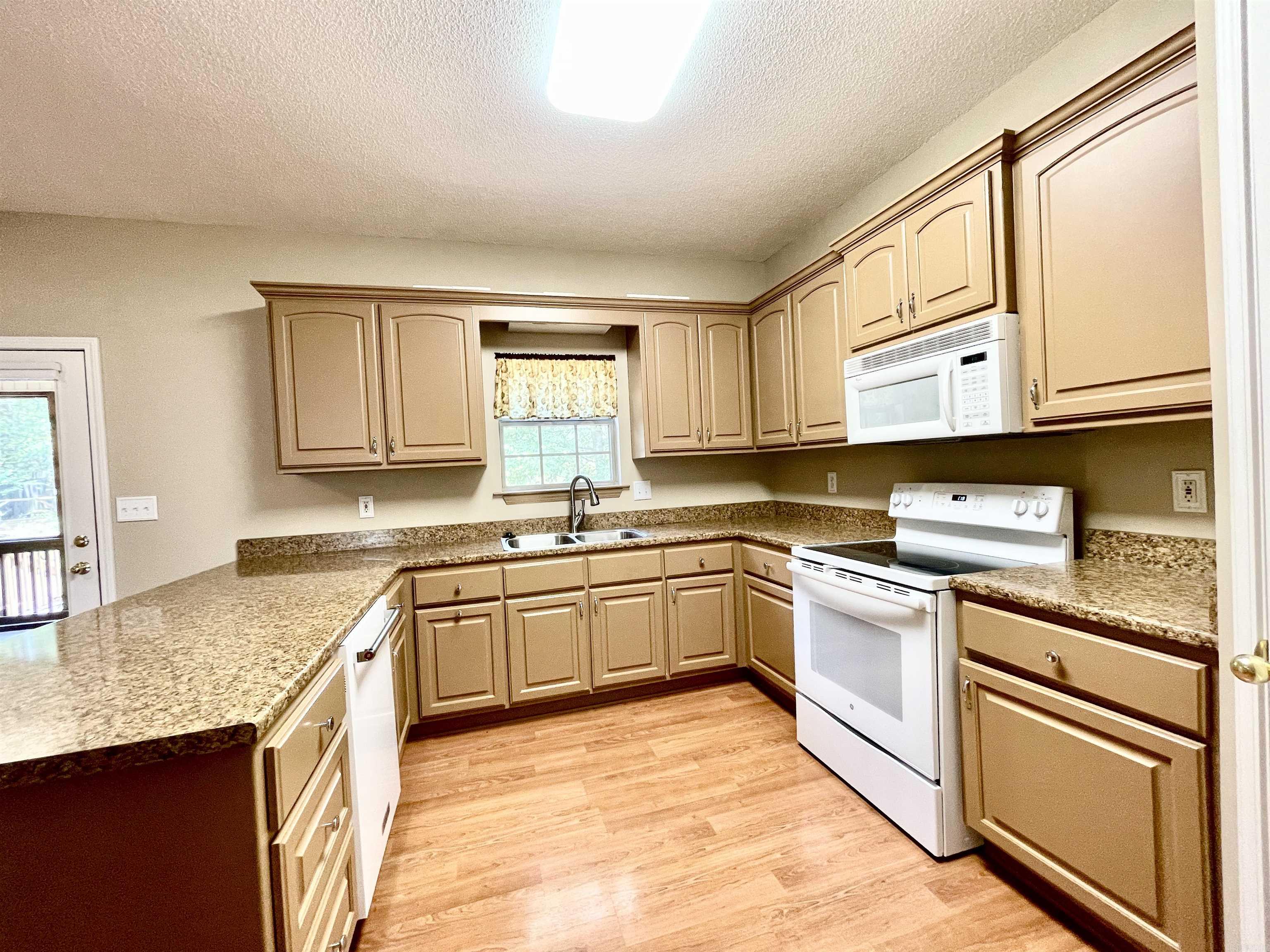 EDGEWATER ADDN - Residential