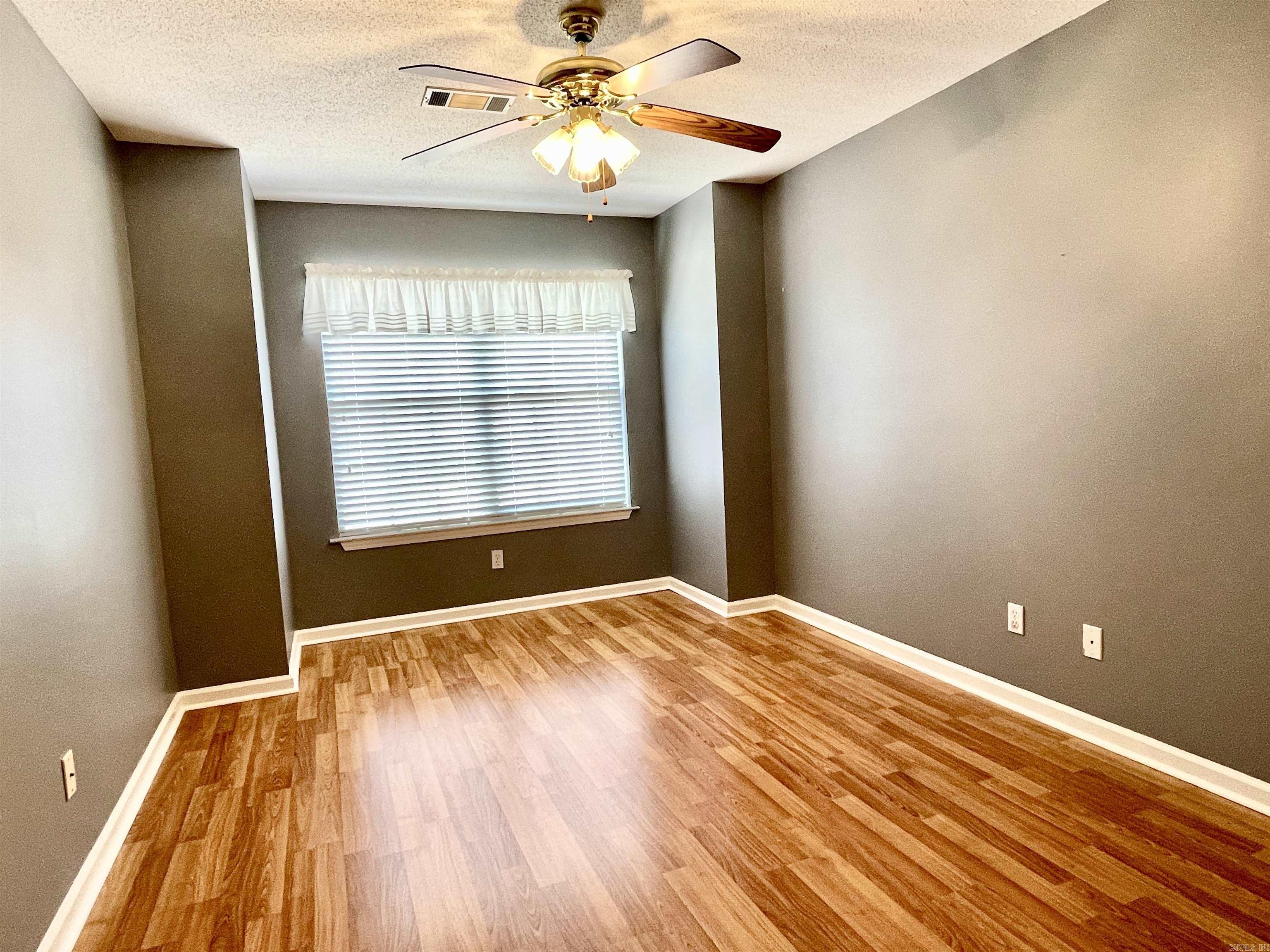 EDGEWATER ADDN - Residential