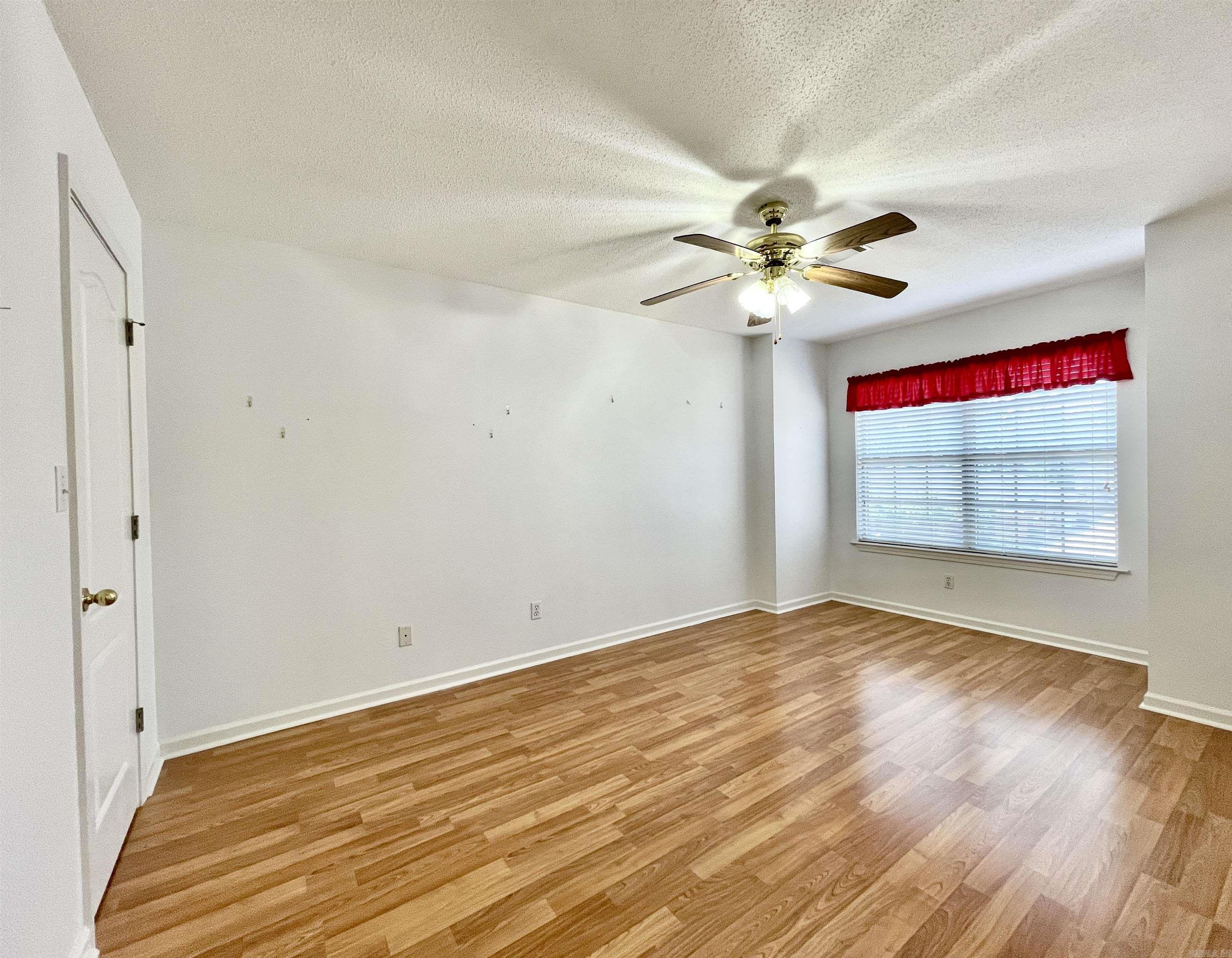 EDGEWATER ADDN - Residential