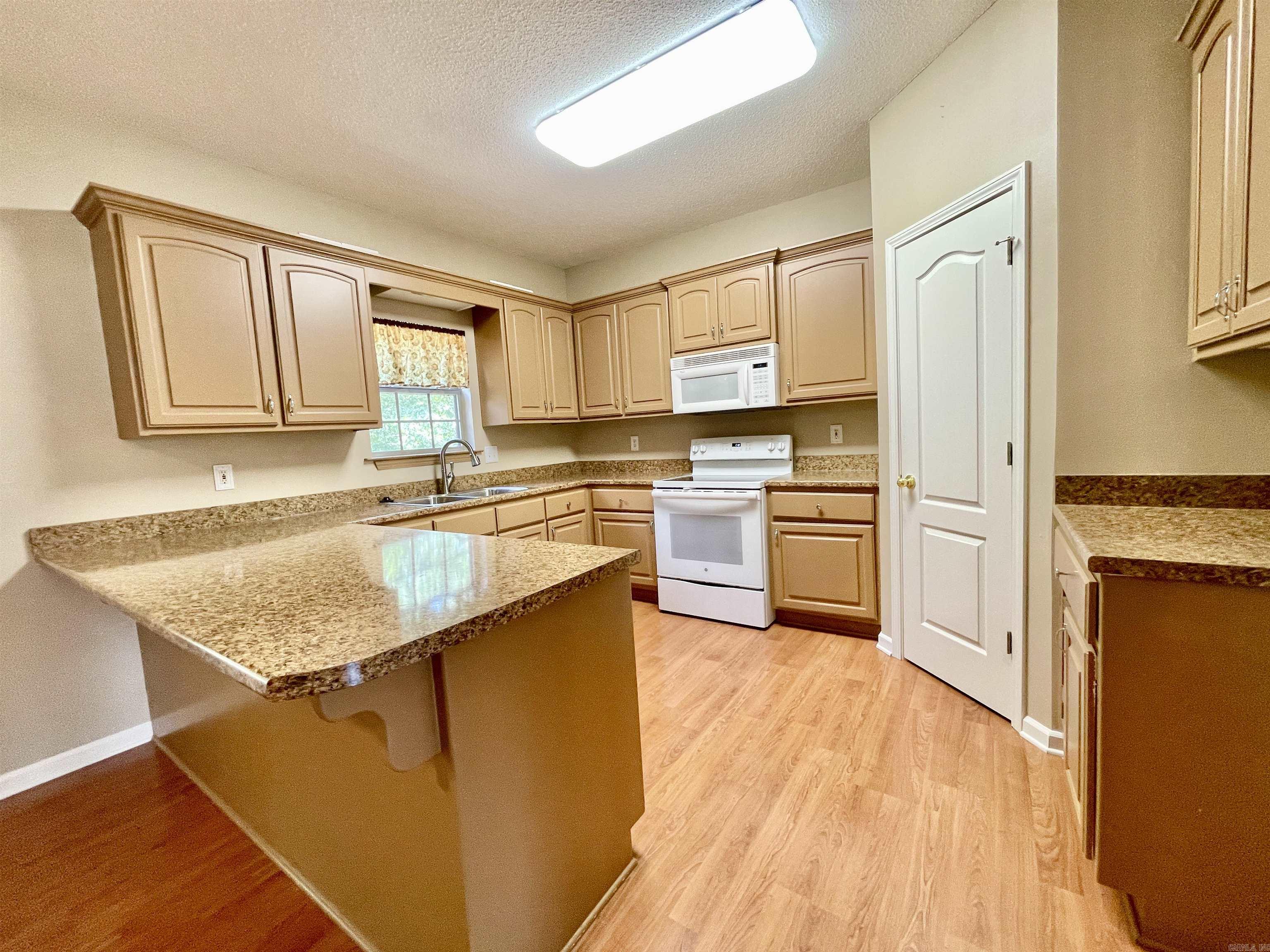 EDGEWATER ADDN - Residential