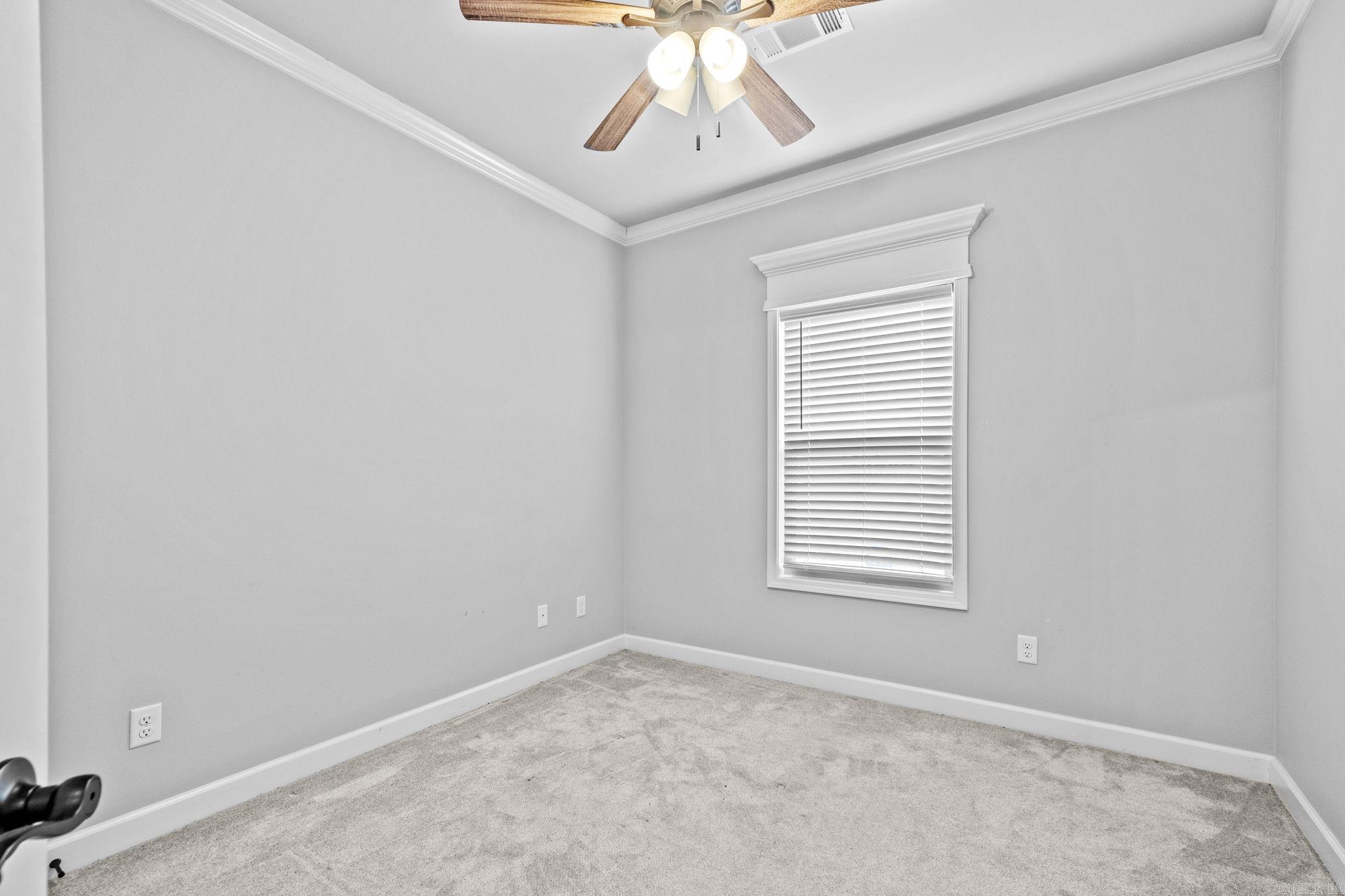 Villa Vista Loop - Residential