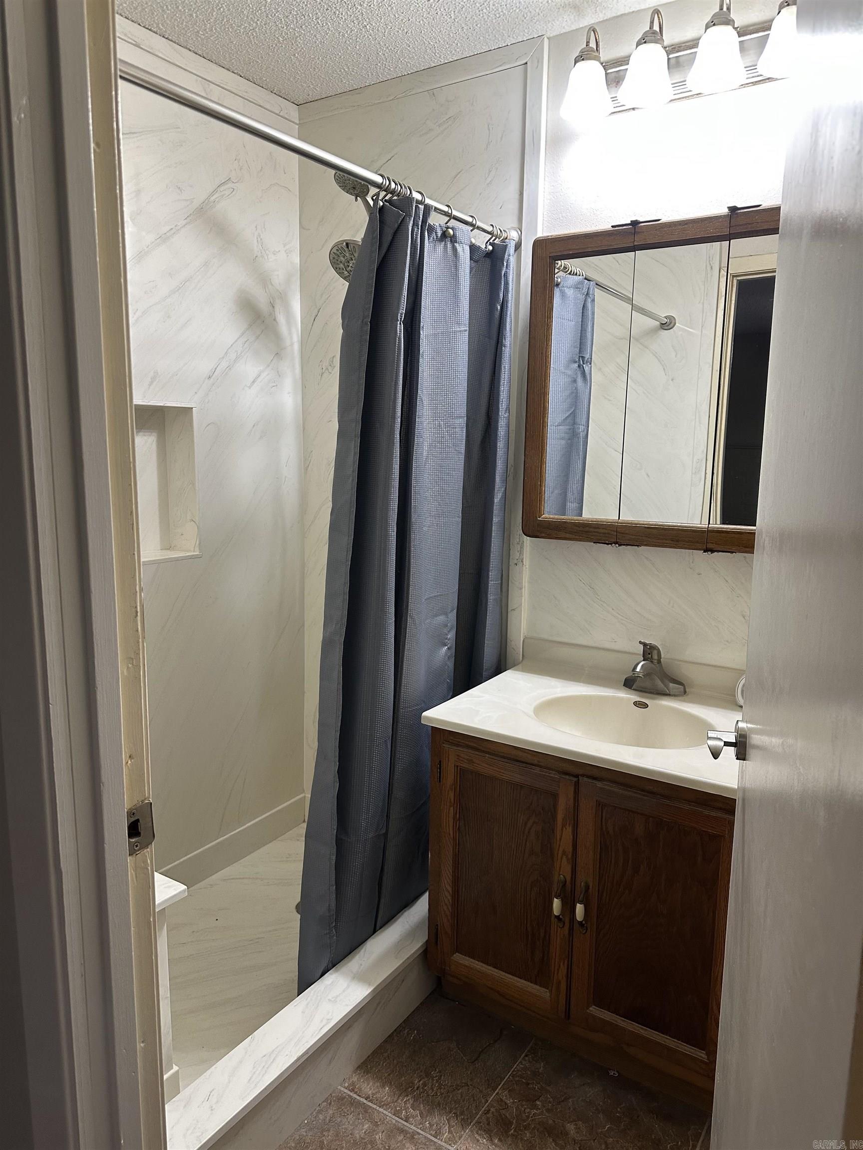 OAK HILLS ADDITION - Residential