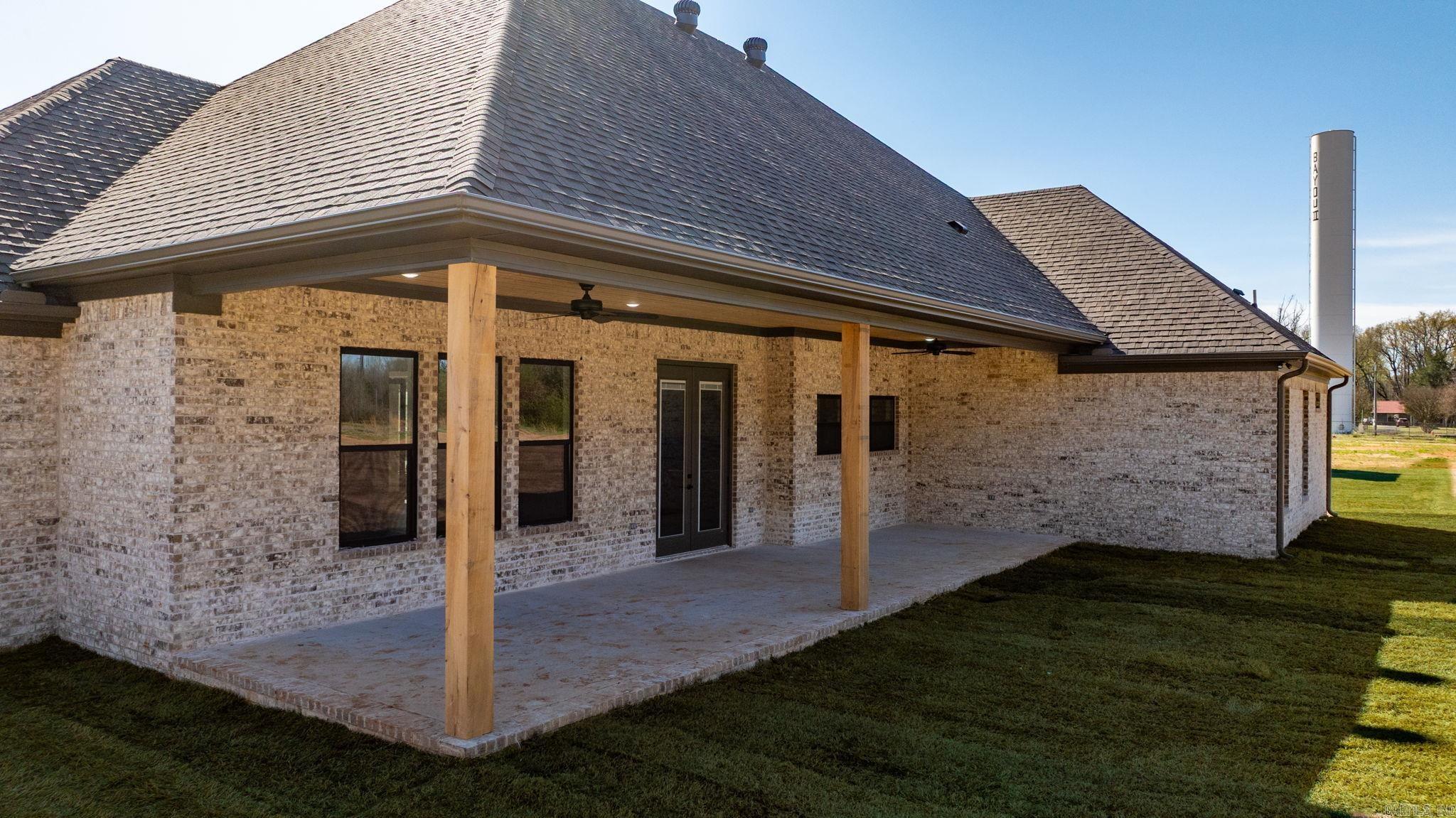WINDRIDGE ESTATES PHASE 1 - Residential