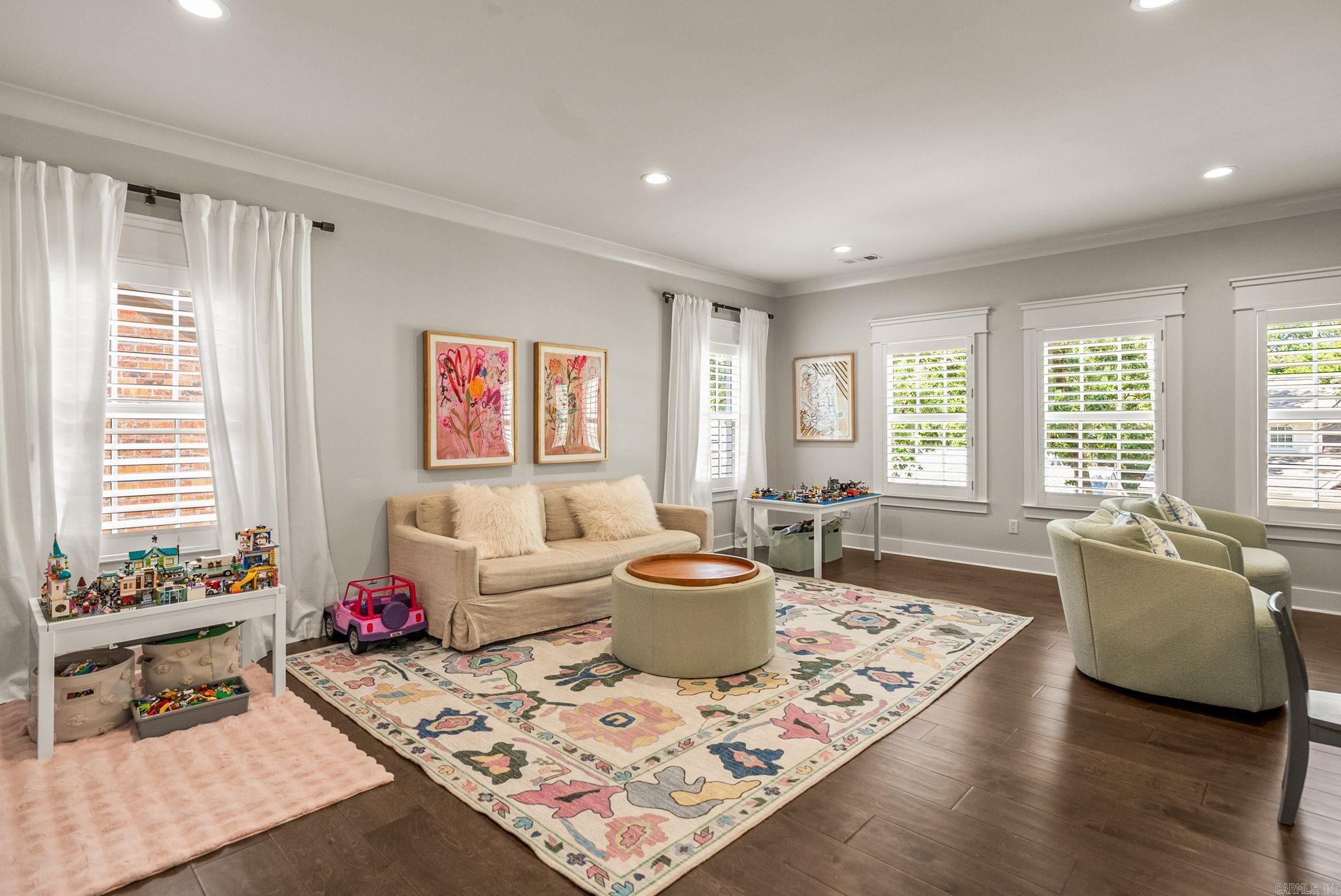 PARK VIEW - Residential