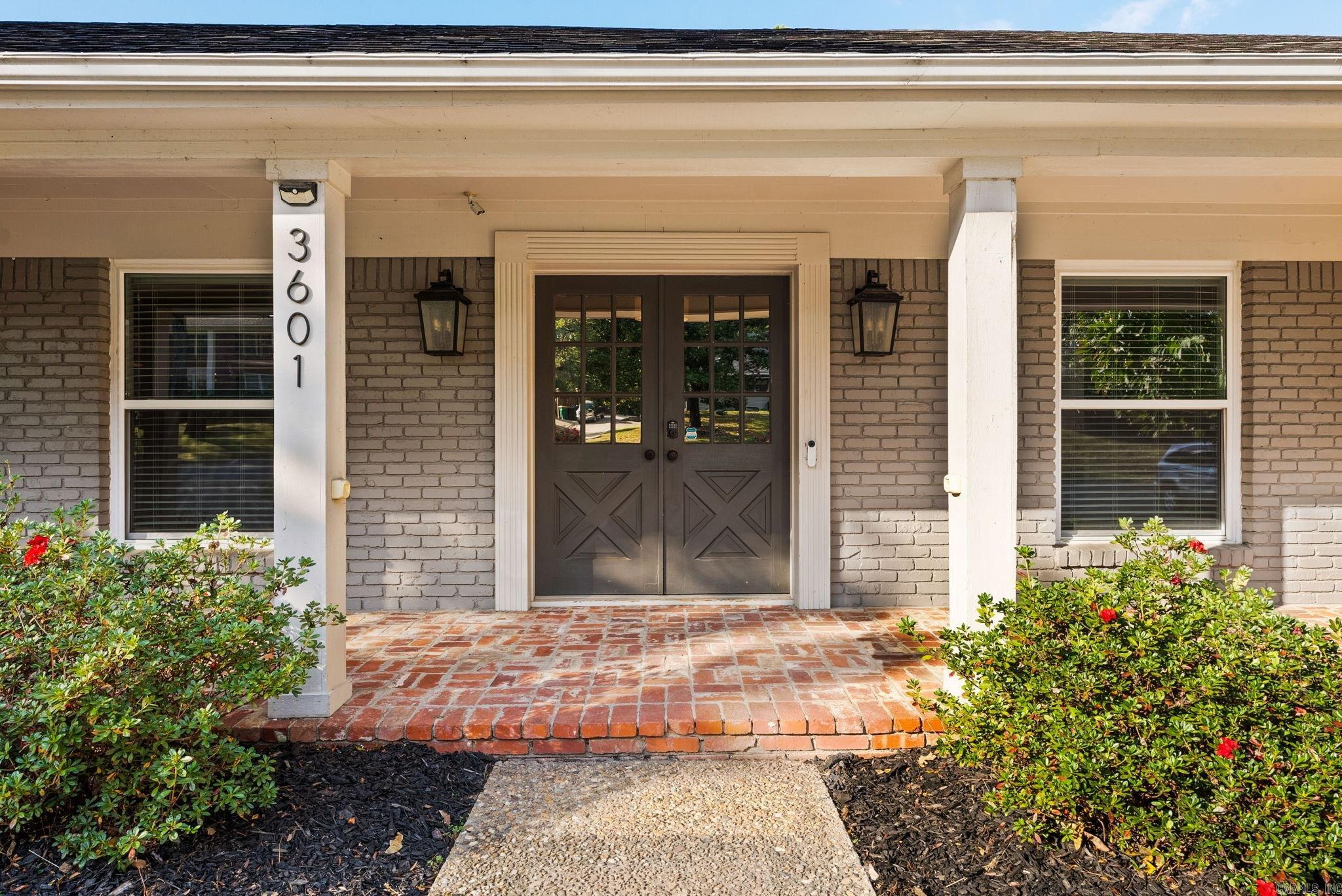 NORTH HILLS - Residential