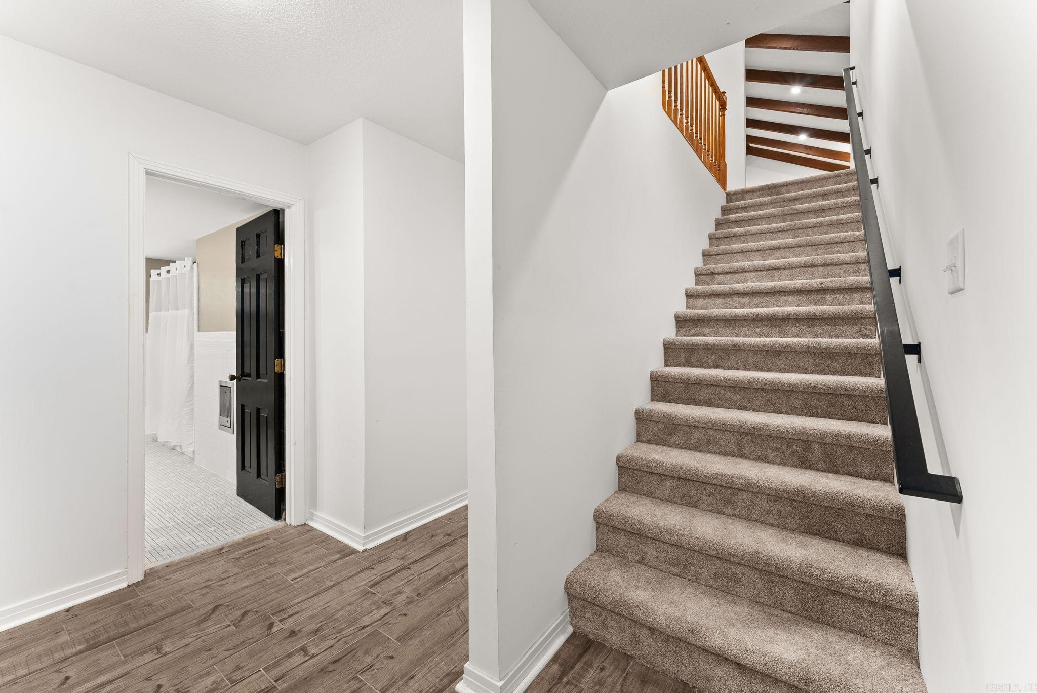 NORTH HILLS - Residential