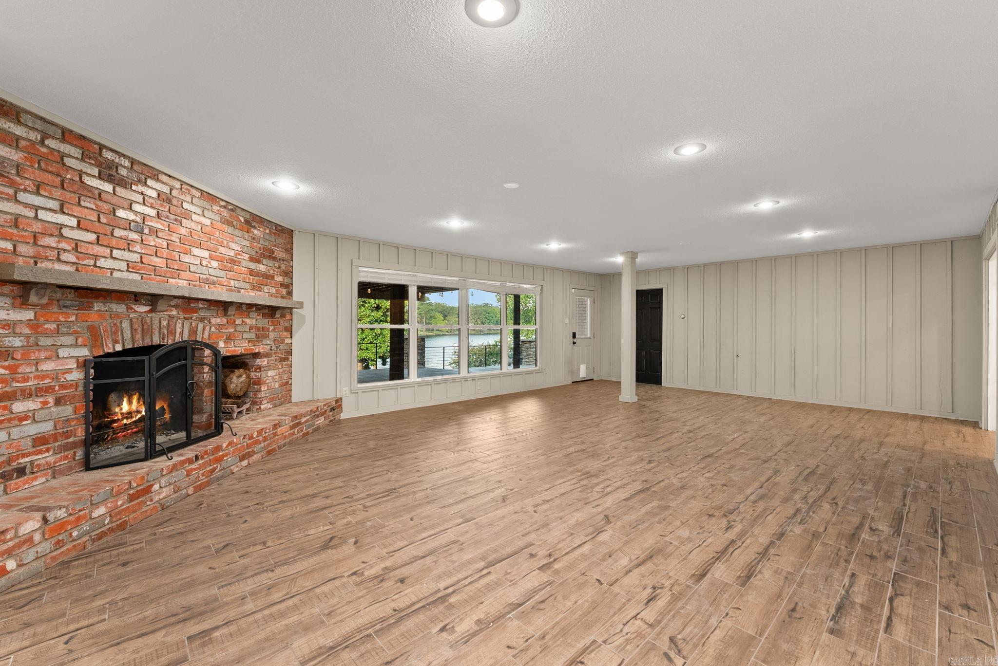 NORTH HILLS - Residential
