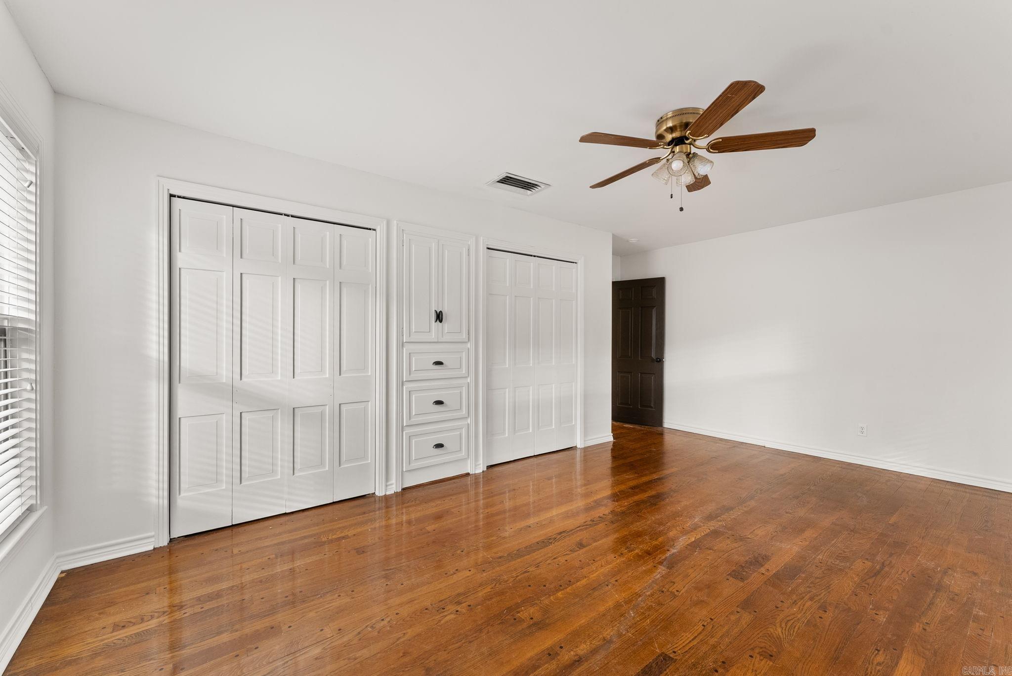 NORTH HILLS - Residential