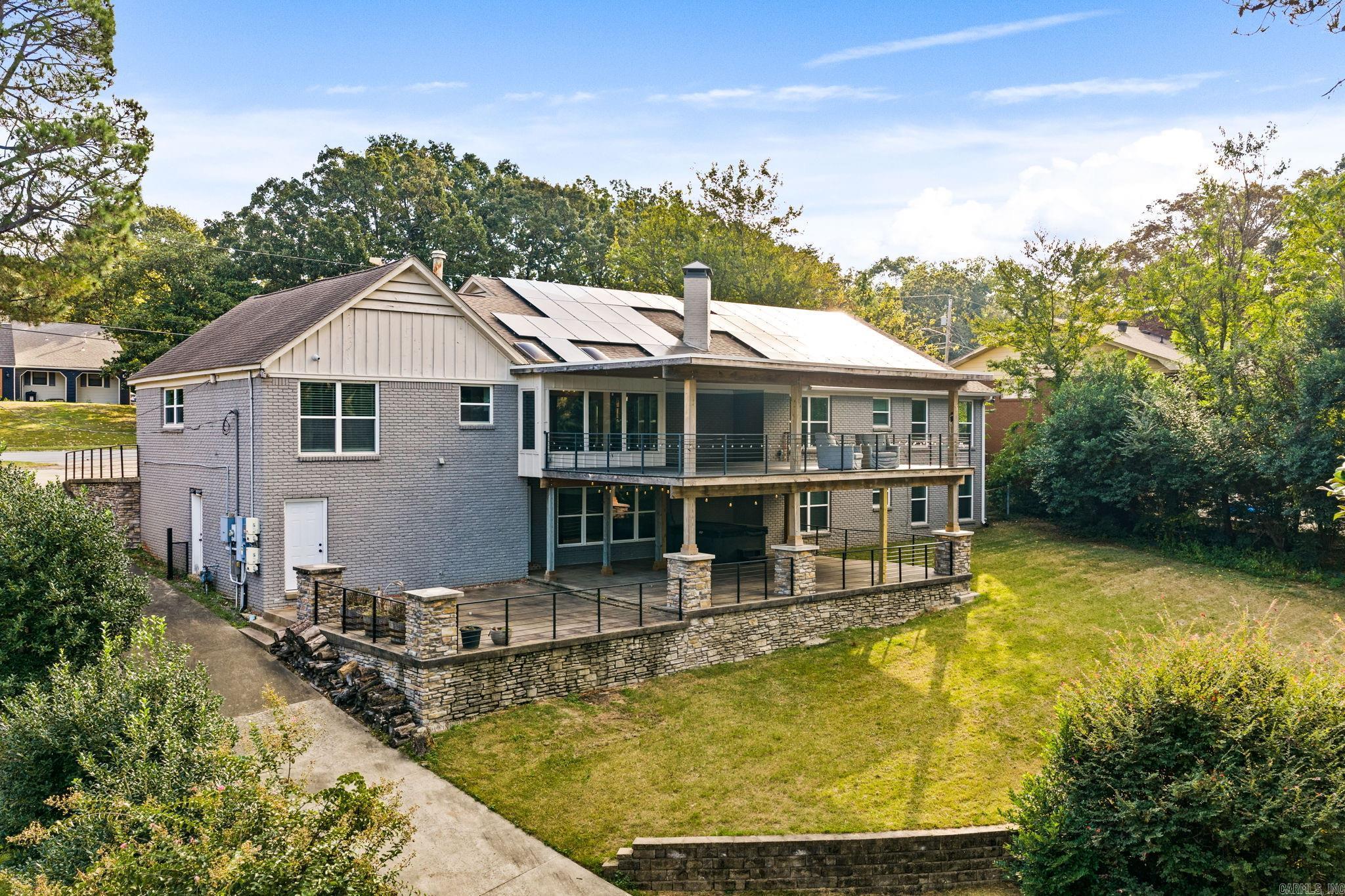 NORTH HILLS - Residential