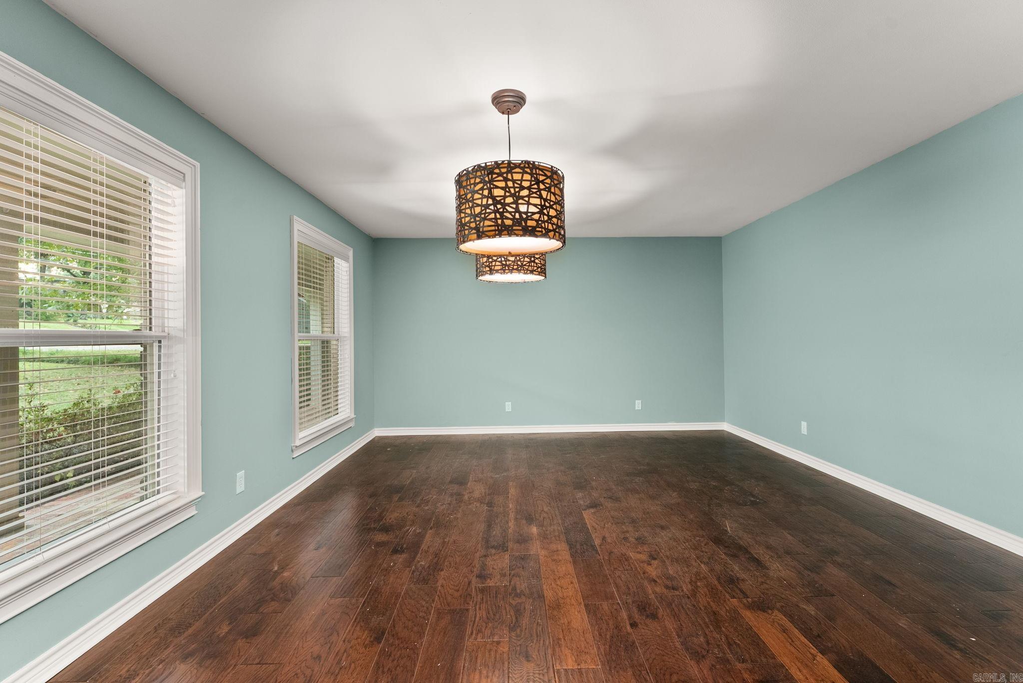 NORTH HILLS - Residential