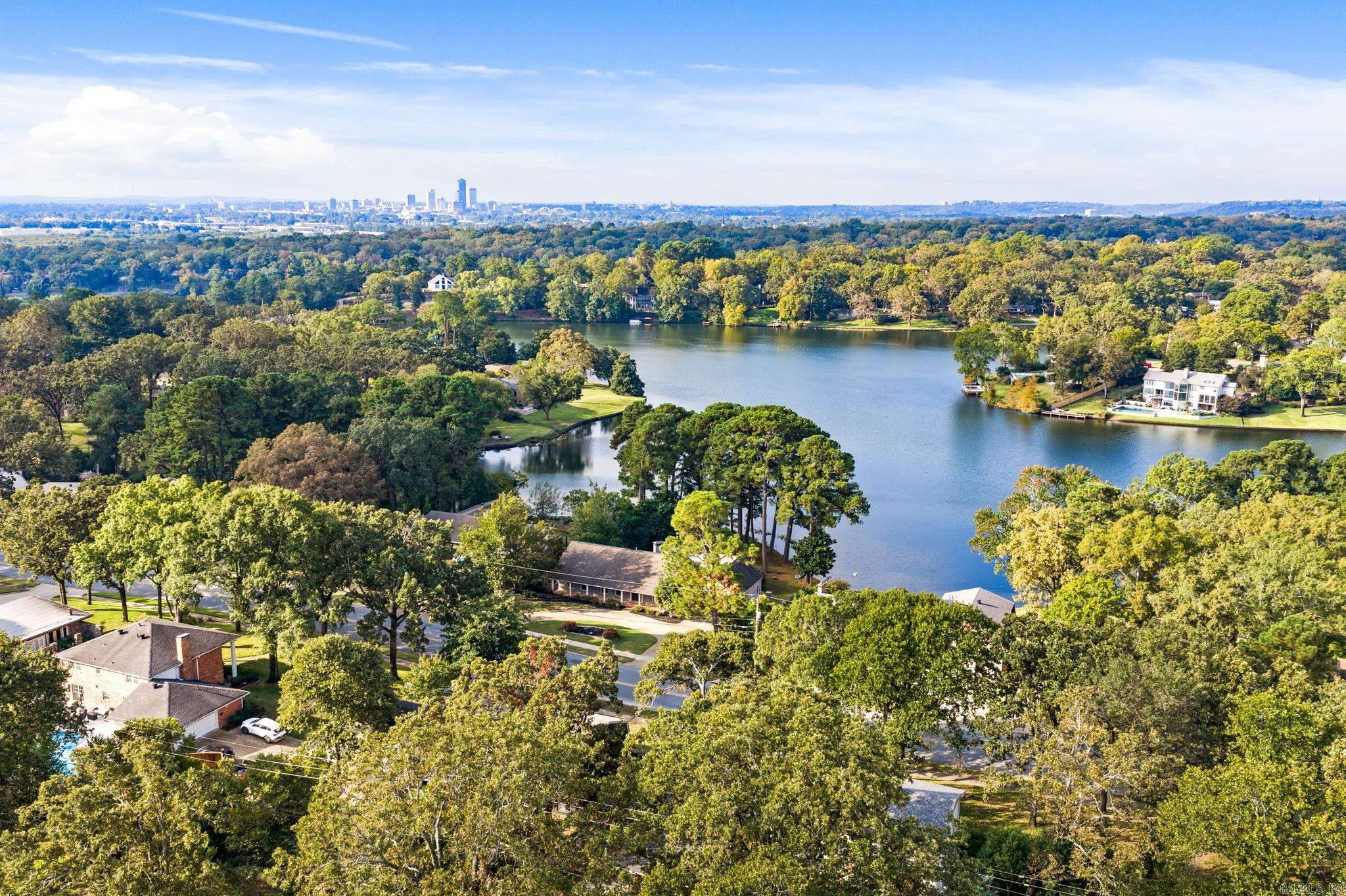 NORTH HILLS - Residential