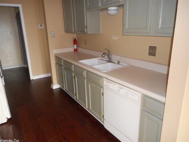 OTTER CREEK COMMUNITY - Residential