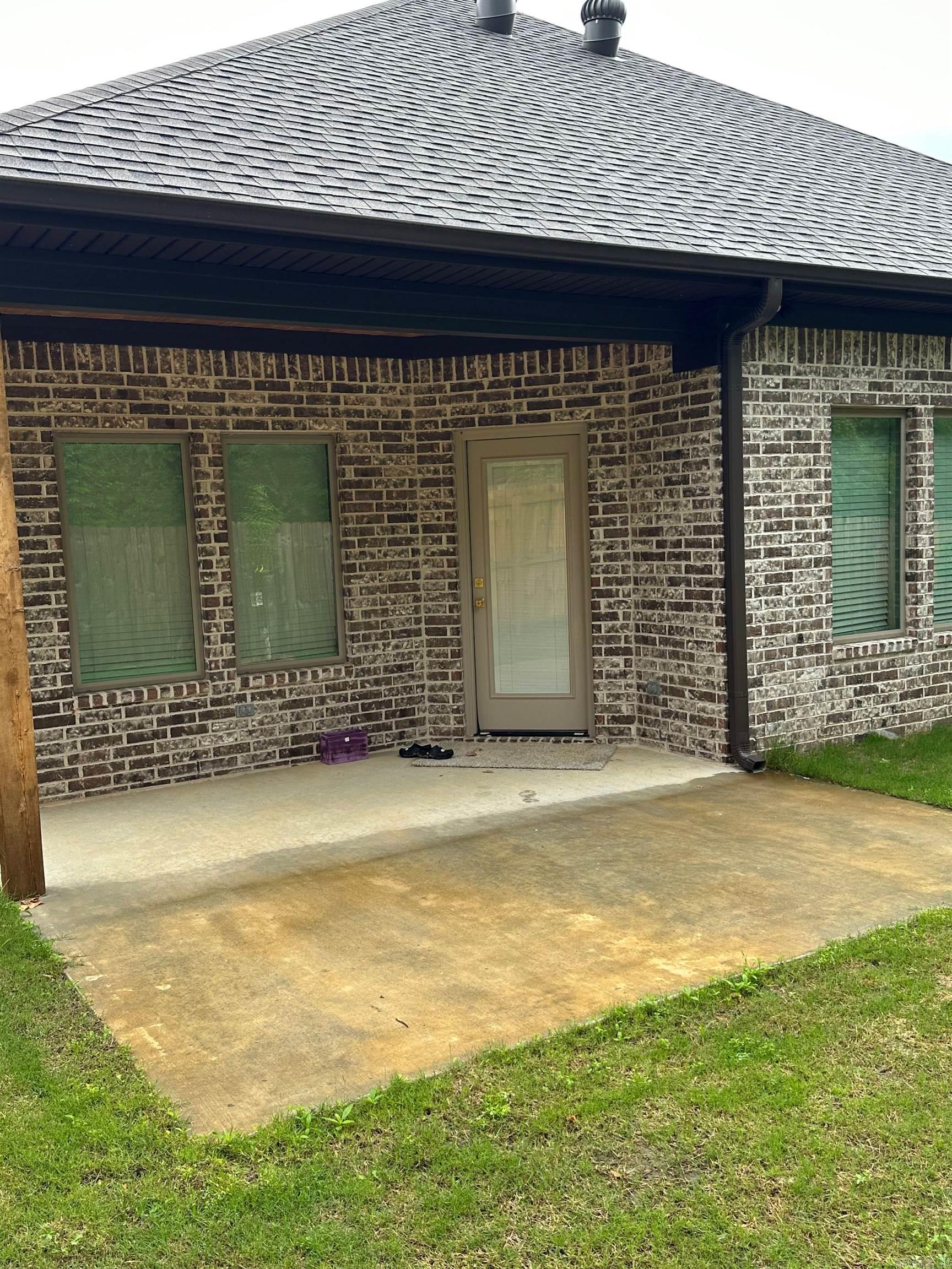 Hunter Crossing - Residential Lease