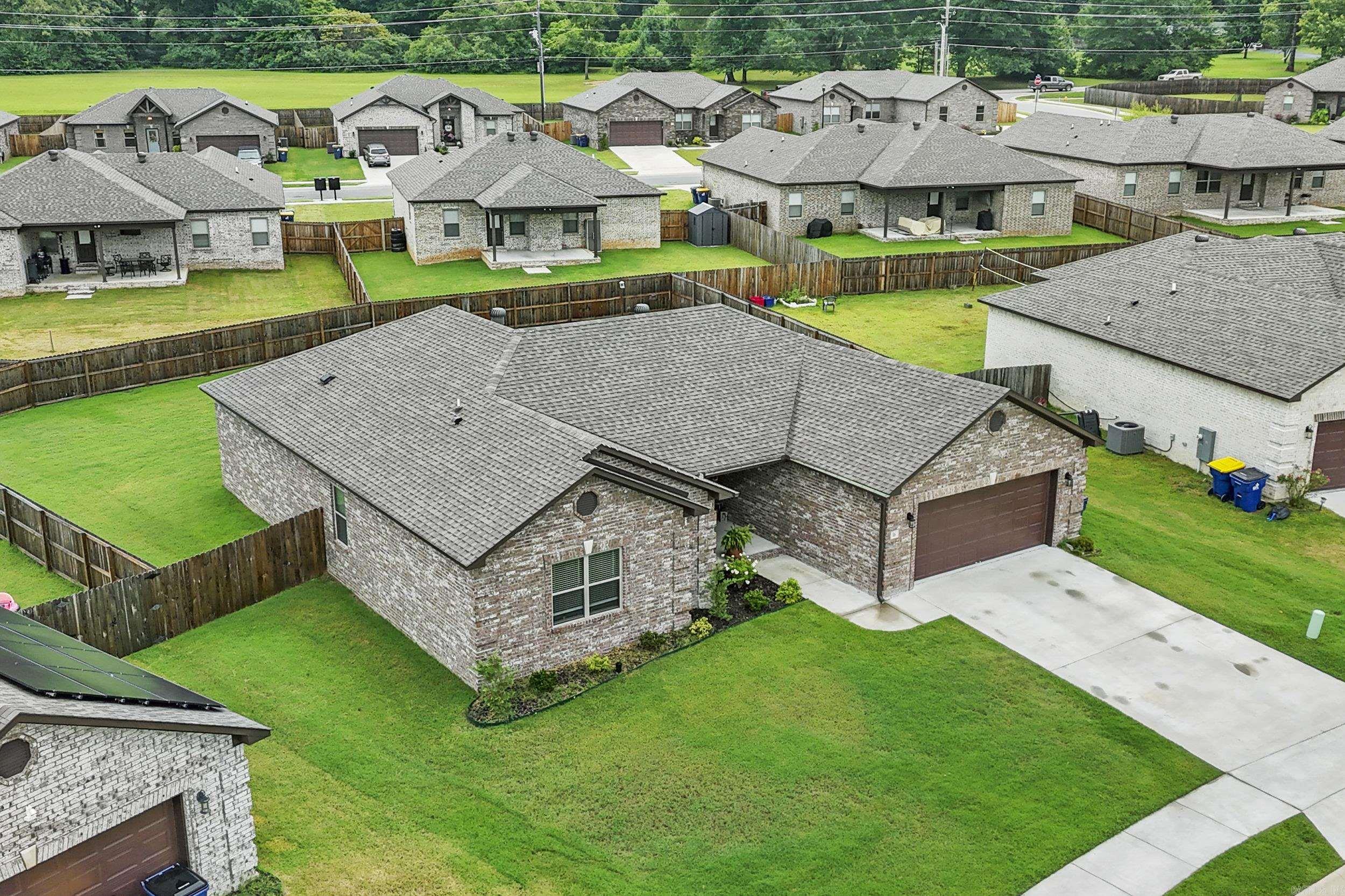 AUTUMN BROOKE - Residential