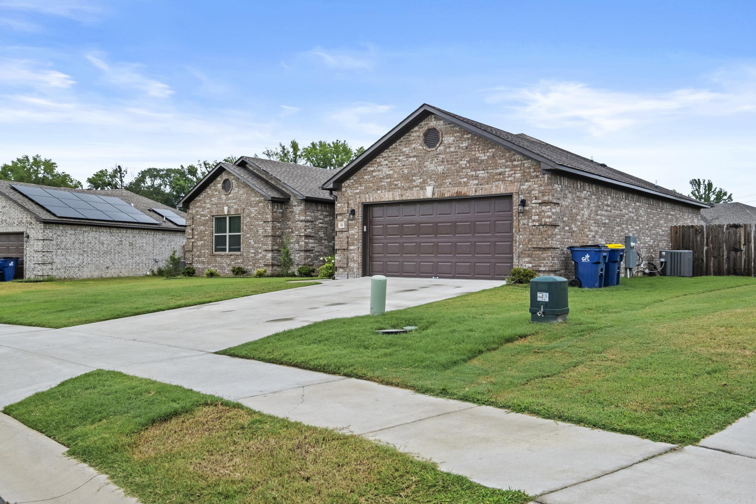 AUTUMN BROOKE - Residential