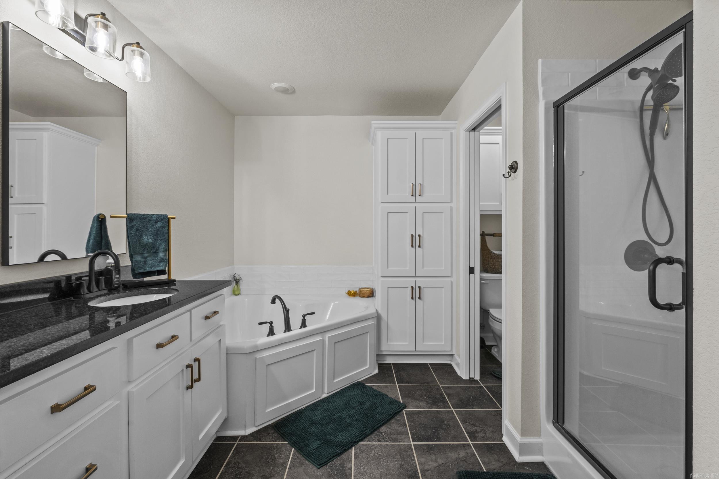 AUTUMN BROOKE - Residential