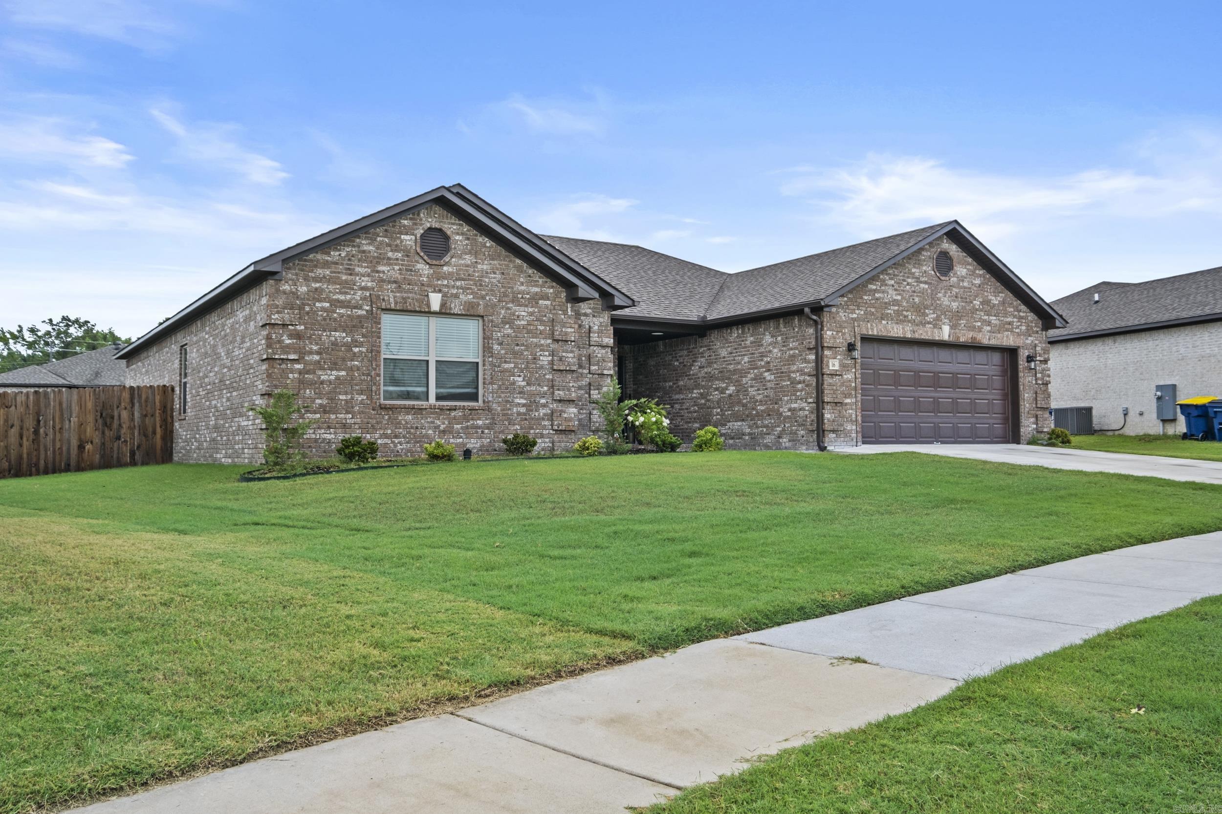 AUTUMN BROOKE - Residential