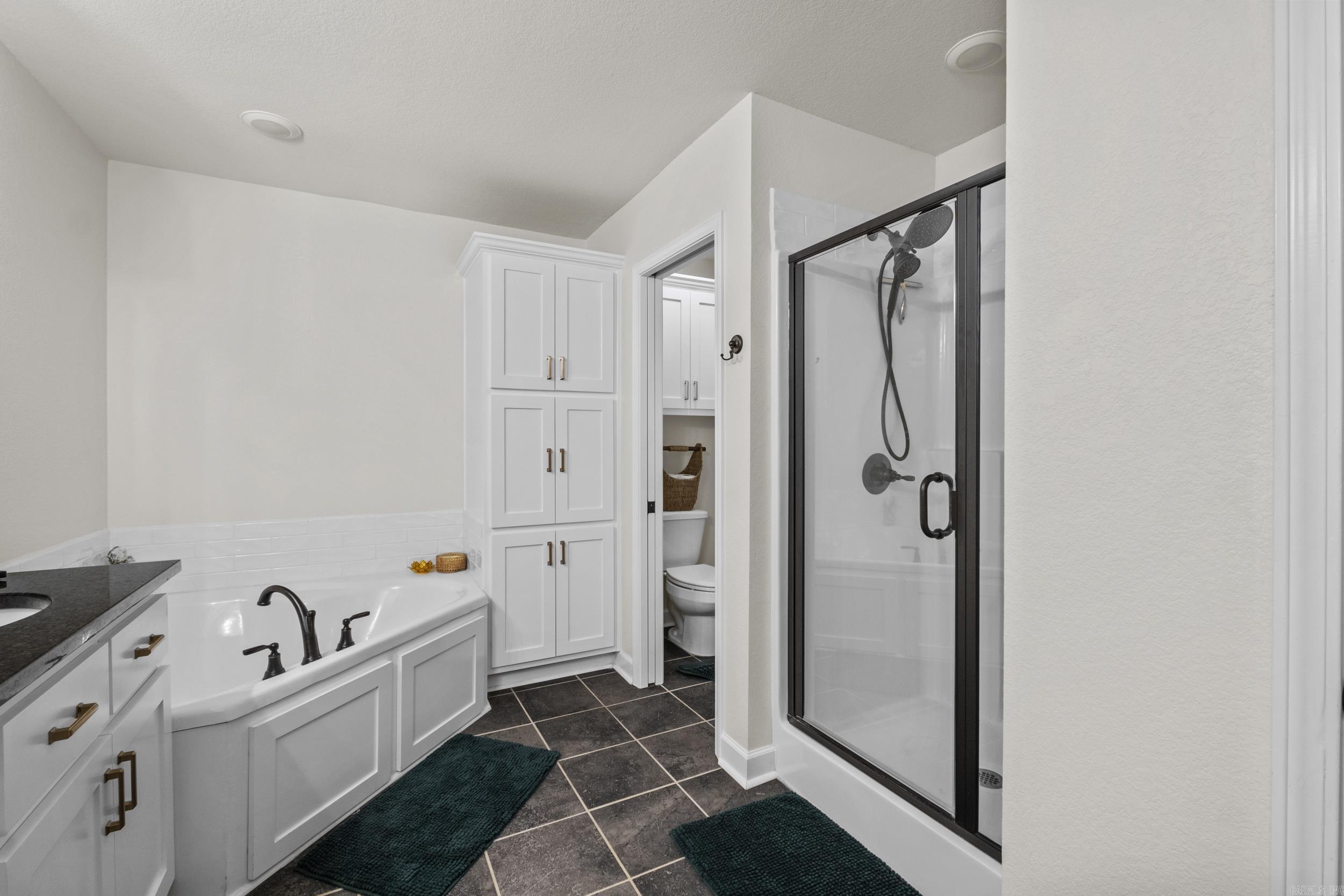 AUTUMN BROOKE - Residential