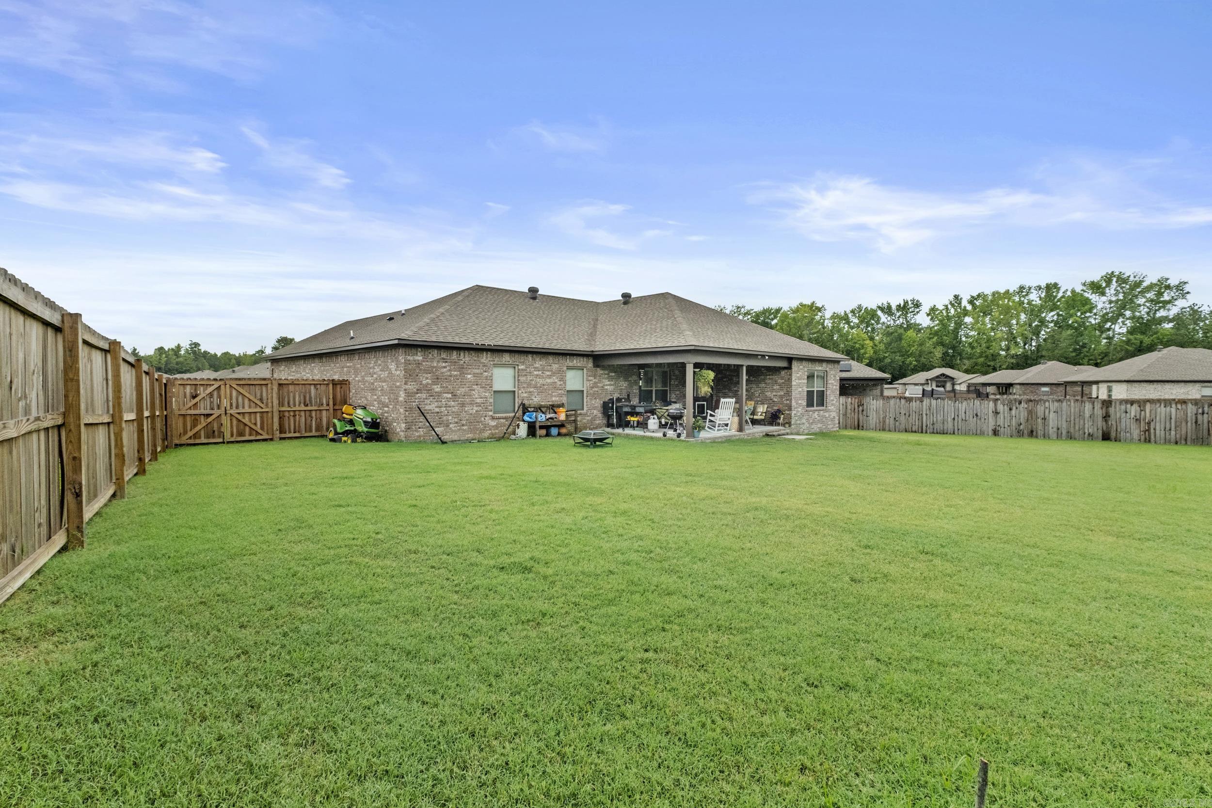 AUTUMN BROOKE - Residential