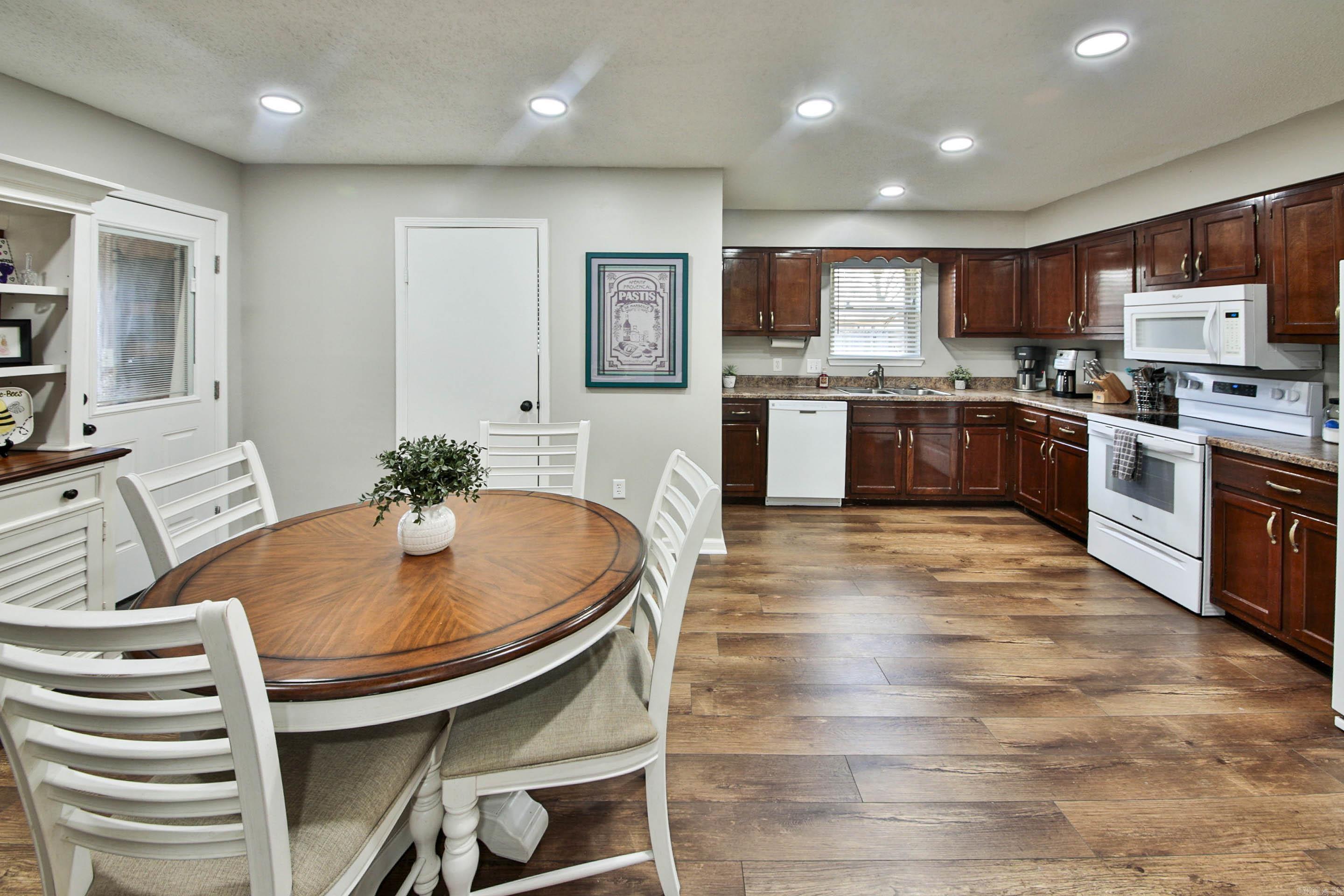 BAIONI 1ST ADDN - Residential