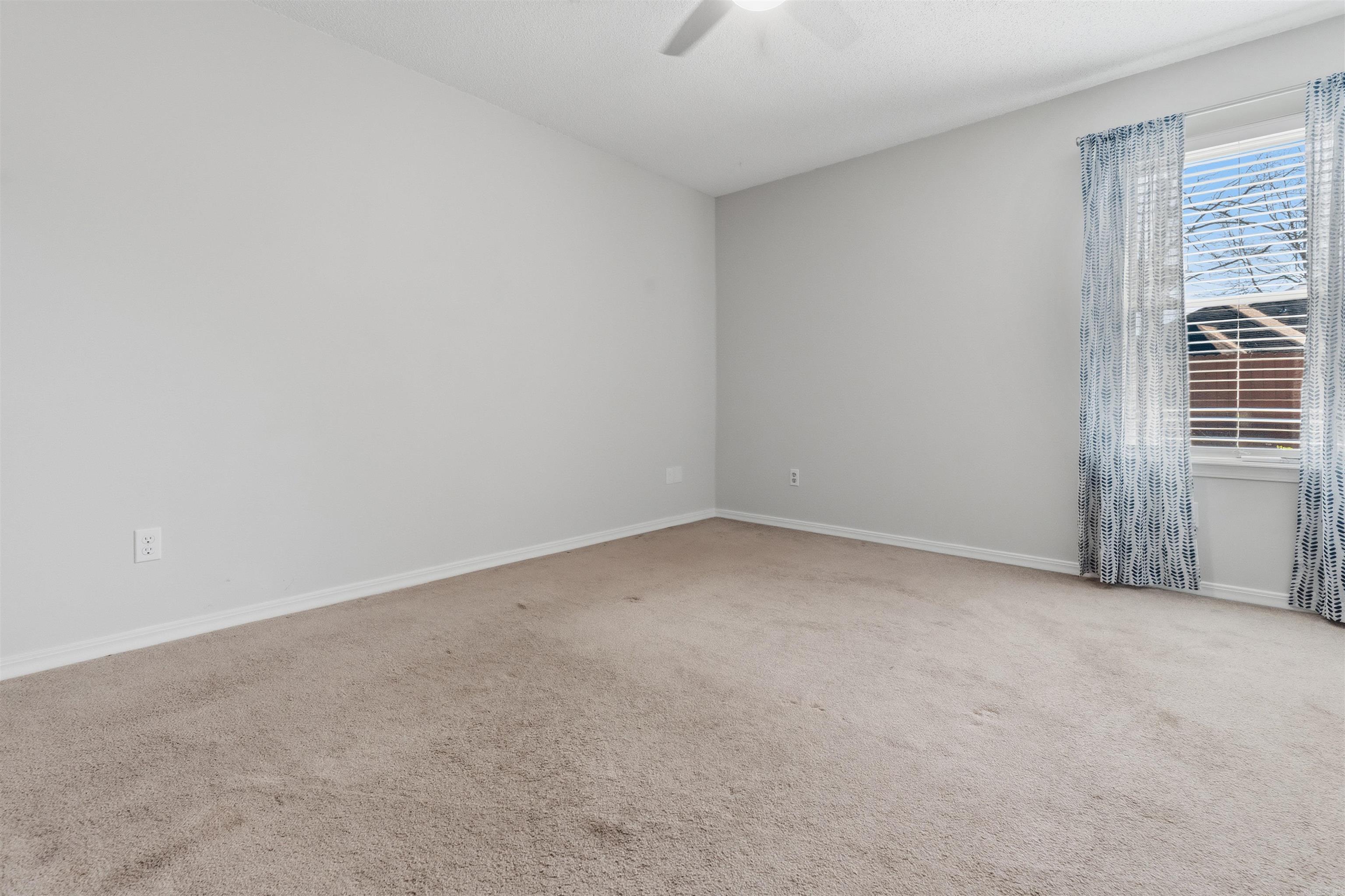 FOXWOOD J - Residential