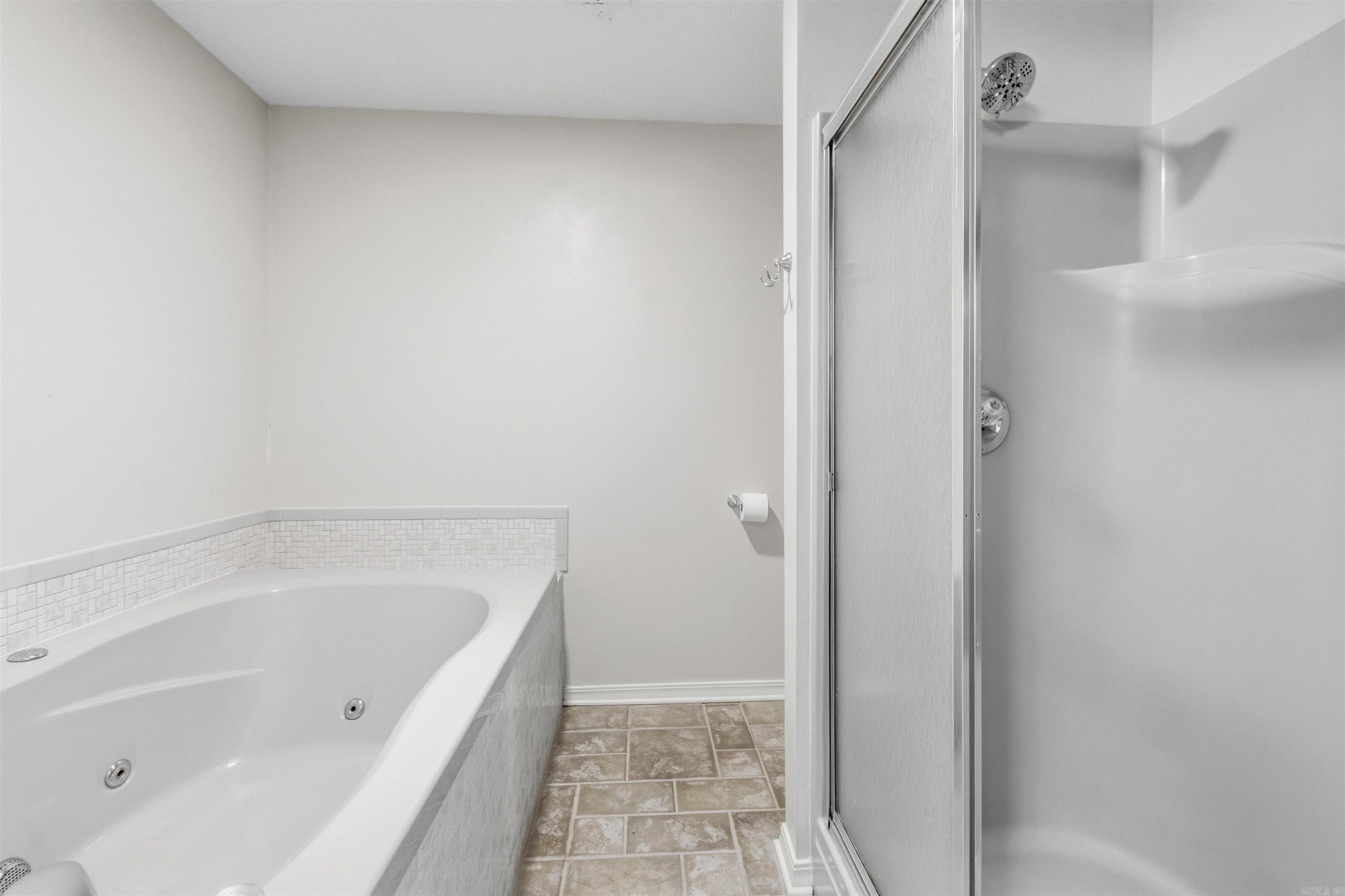 FOXWOOD J - Residential