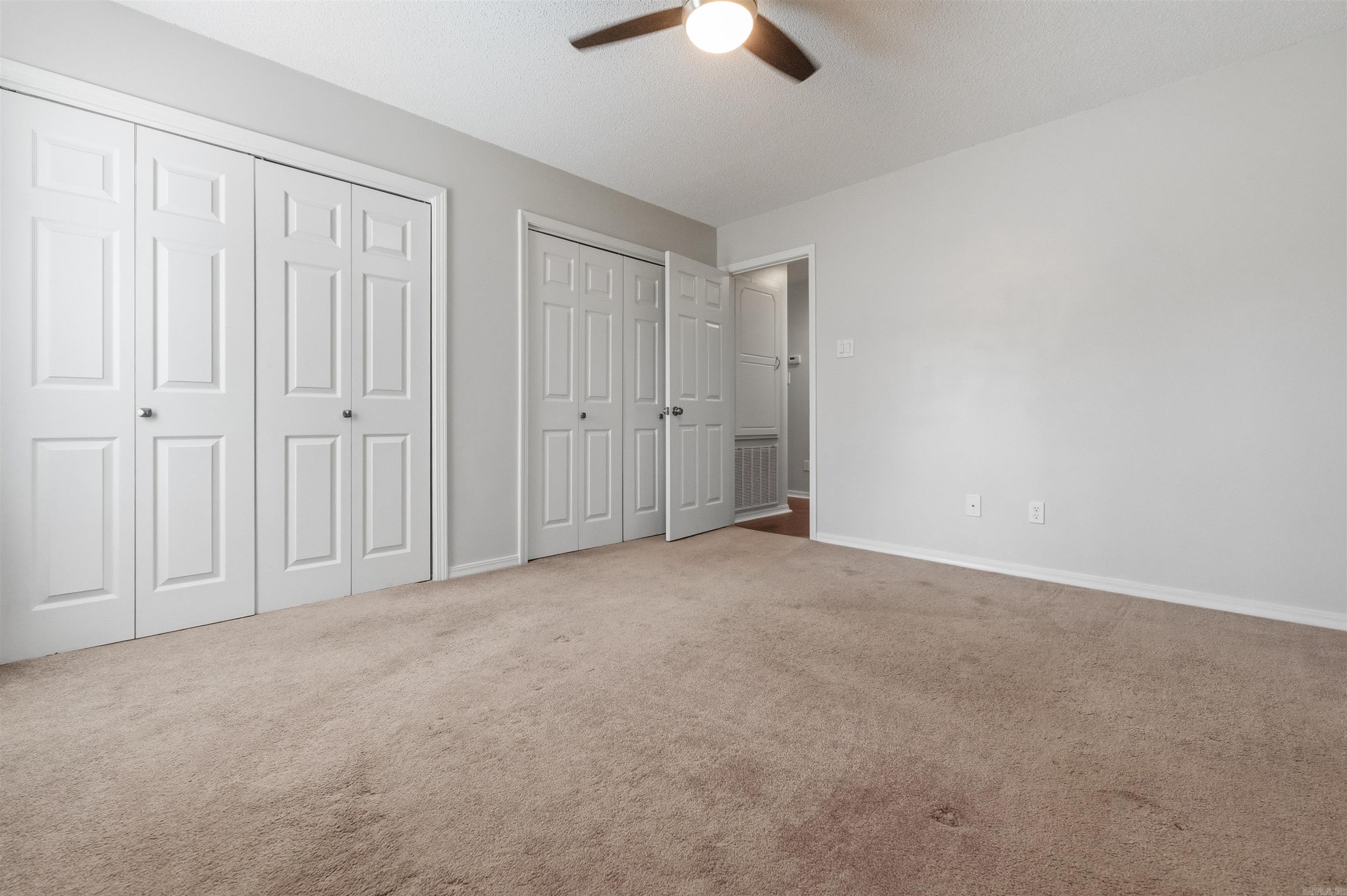 FOXWOOD J - Residential