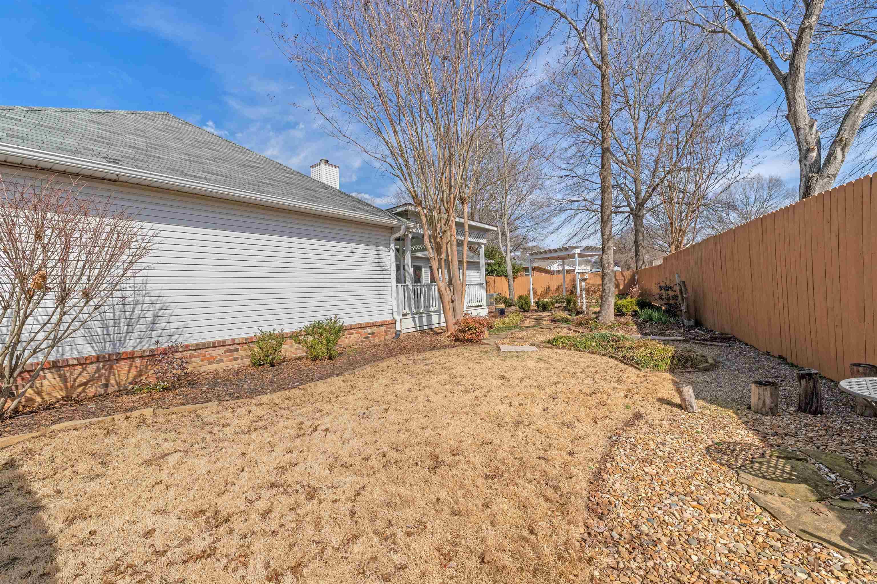 FOXWOOD J - Residential