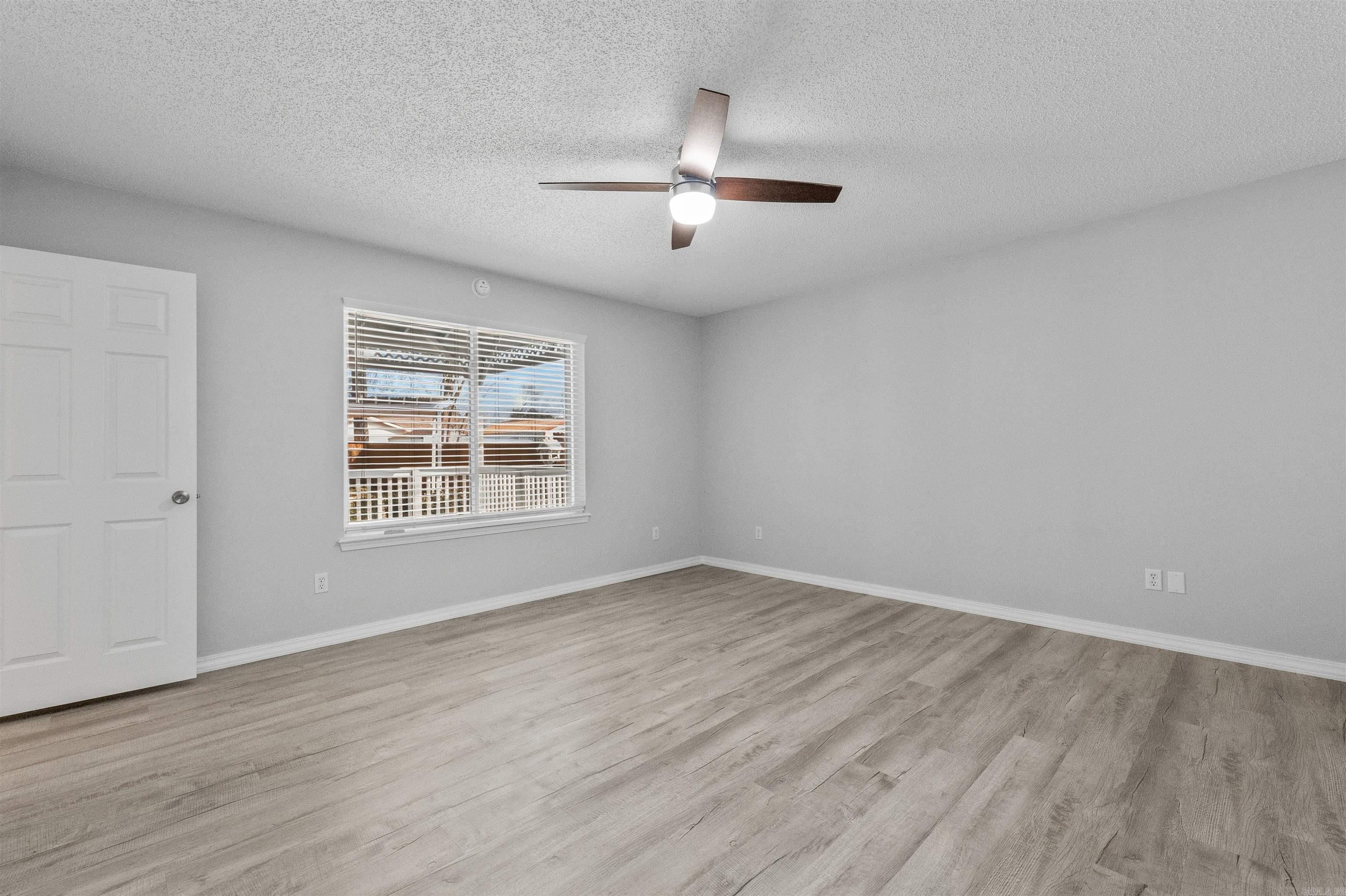 FOXWOOD J - Residential