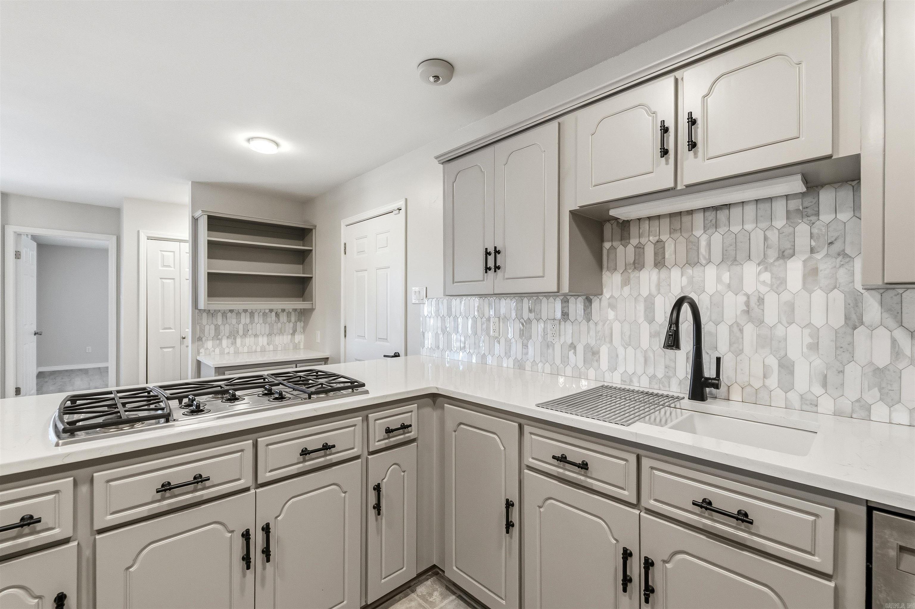 FOXWOOD J - Residential