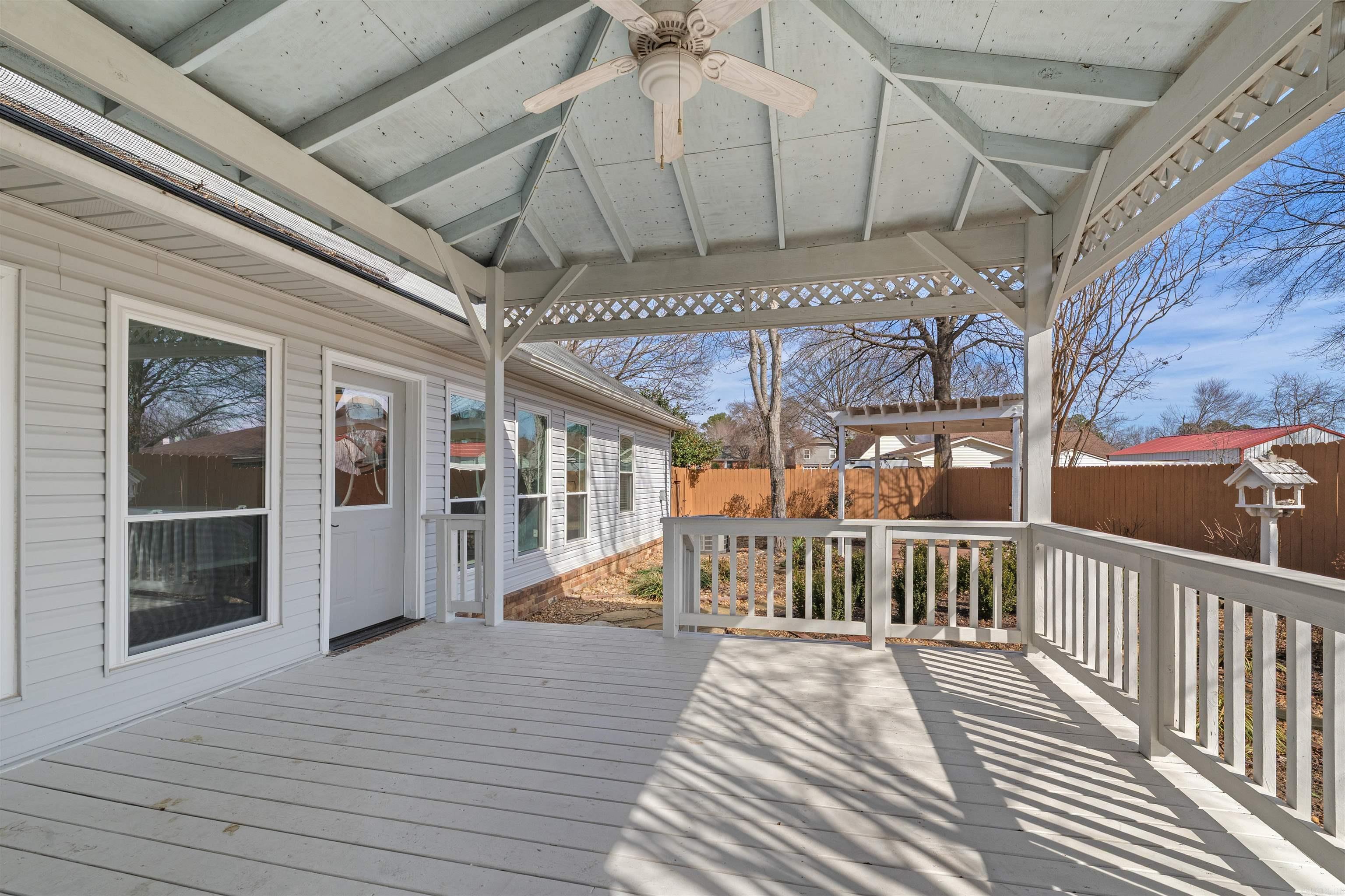 FOXWOOD J - Residential