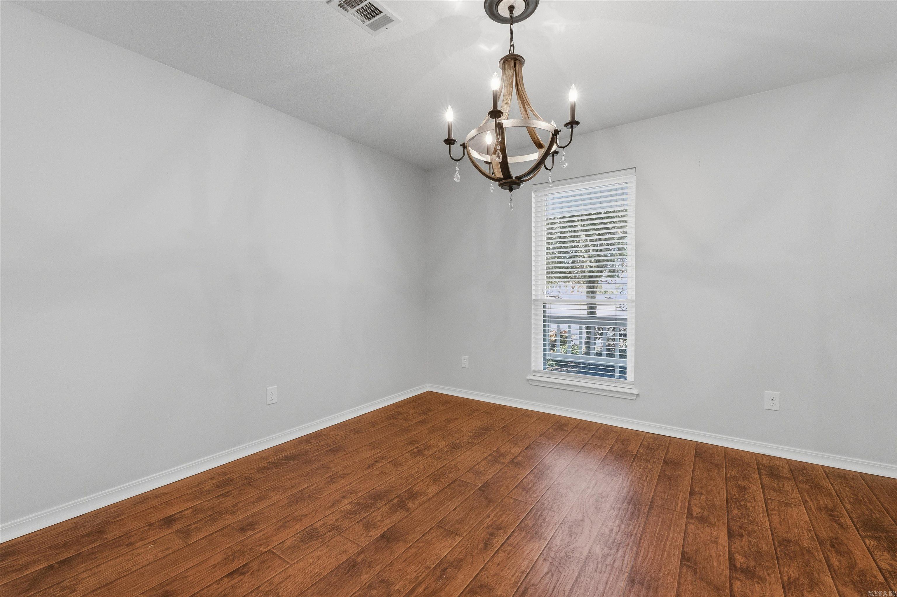 FOXWOOD J - Residential