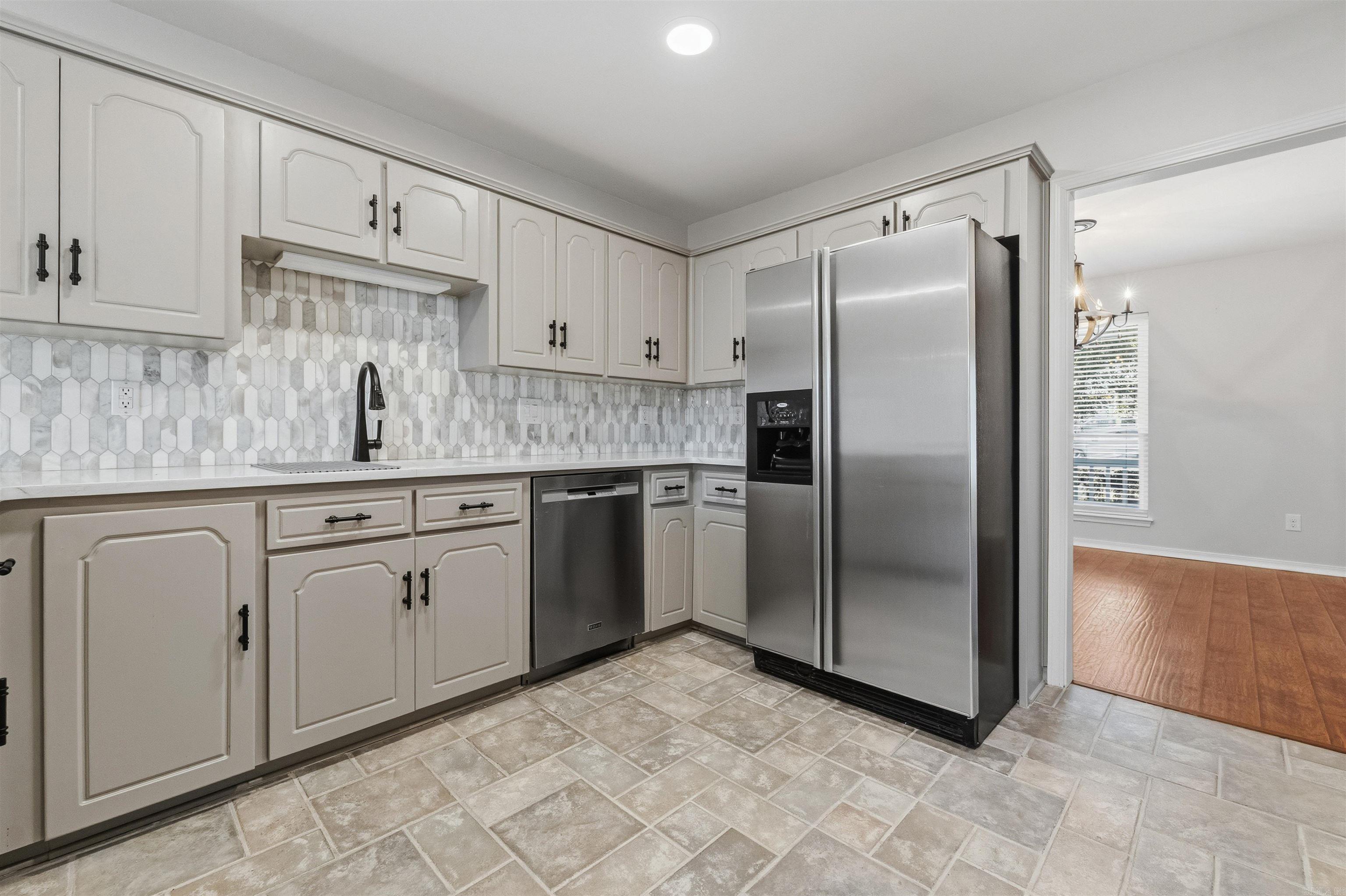 FOXWOOD J - Residential