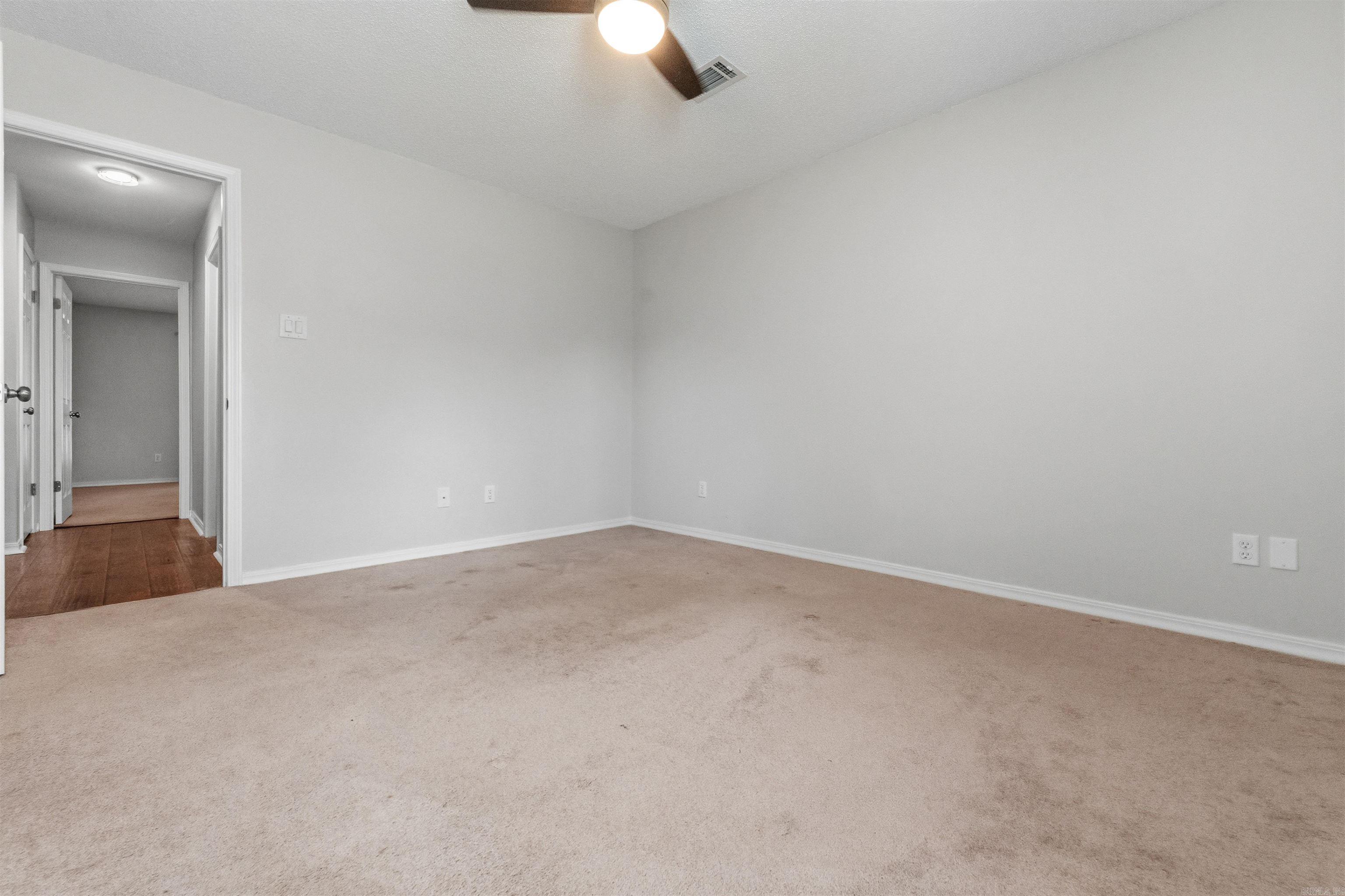 FOXWOOD J - Residential