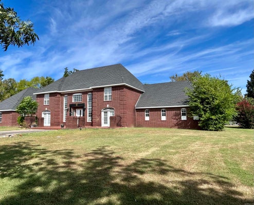 2240 W MAIN ST, CLARKSVILLE, AR 72830 - Image e8b4e92d6e979b3b35b6df8a91cd9bbf/1517700115