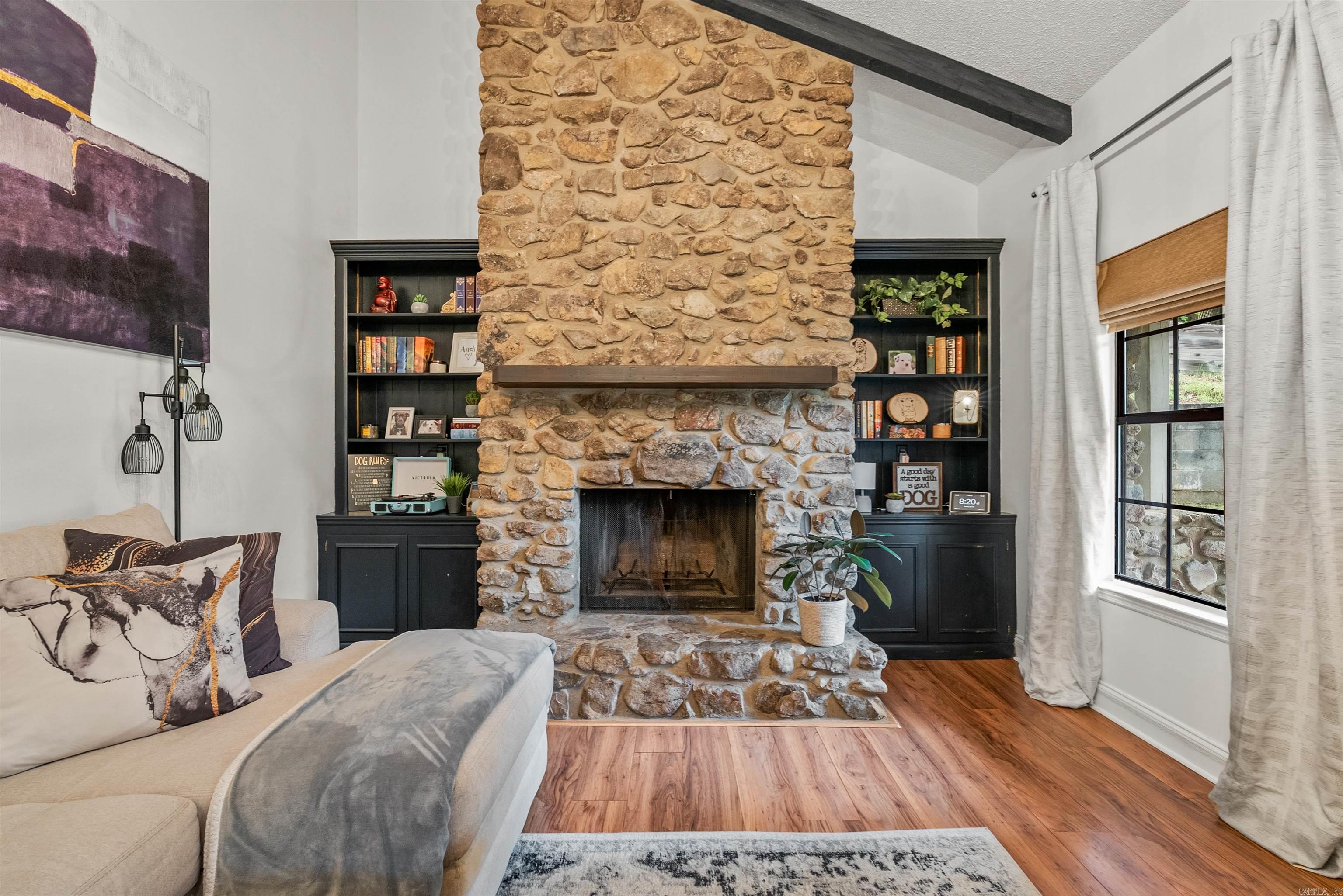PLEASANT FOREST - Residential