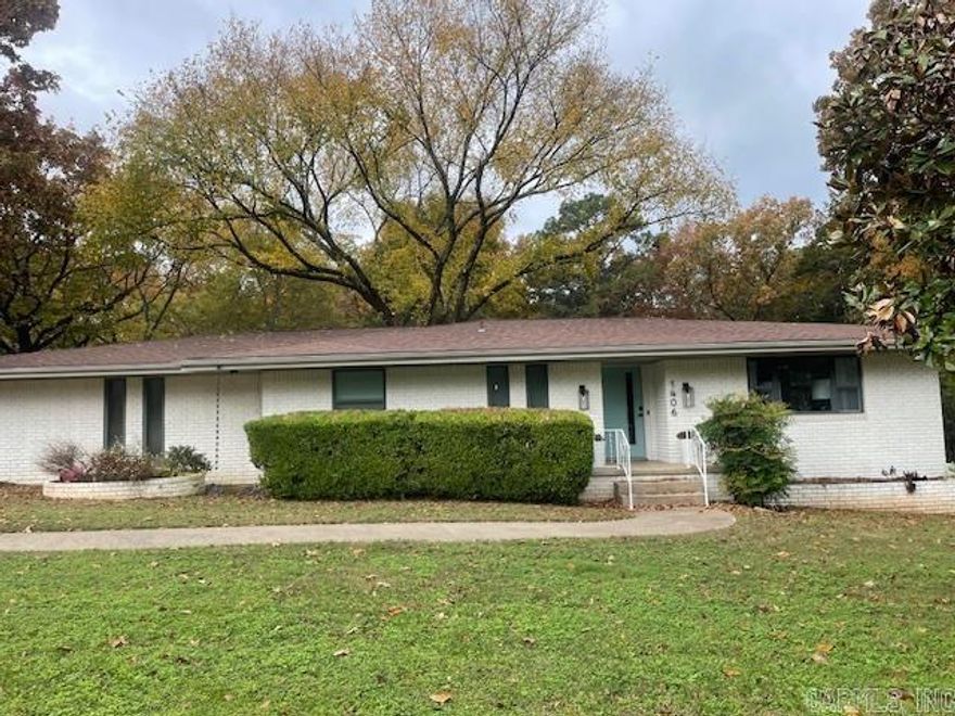 The perfect home in a perfect neighborhood in the center of Heber Springs!  Lakefront with an approved path permit.  Come see it!  Owner made a significant investment in updates and remodel.  List attached.  Move in with no updates or use as a great rental property.  It is ready to GO!  SEE Agents Remarks.