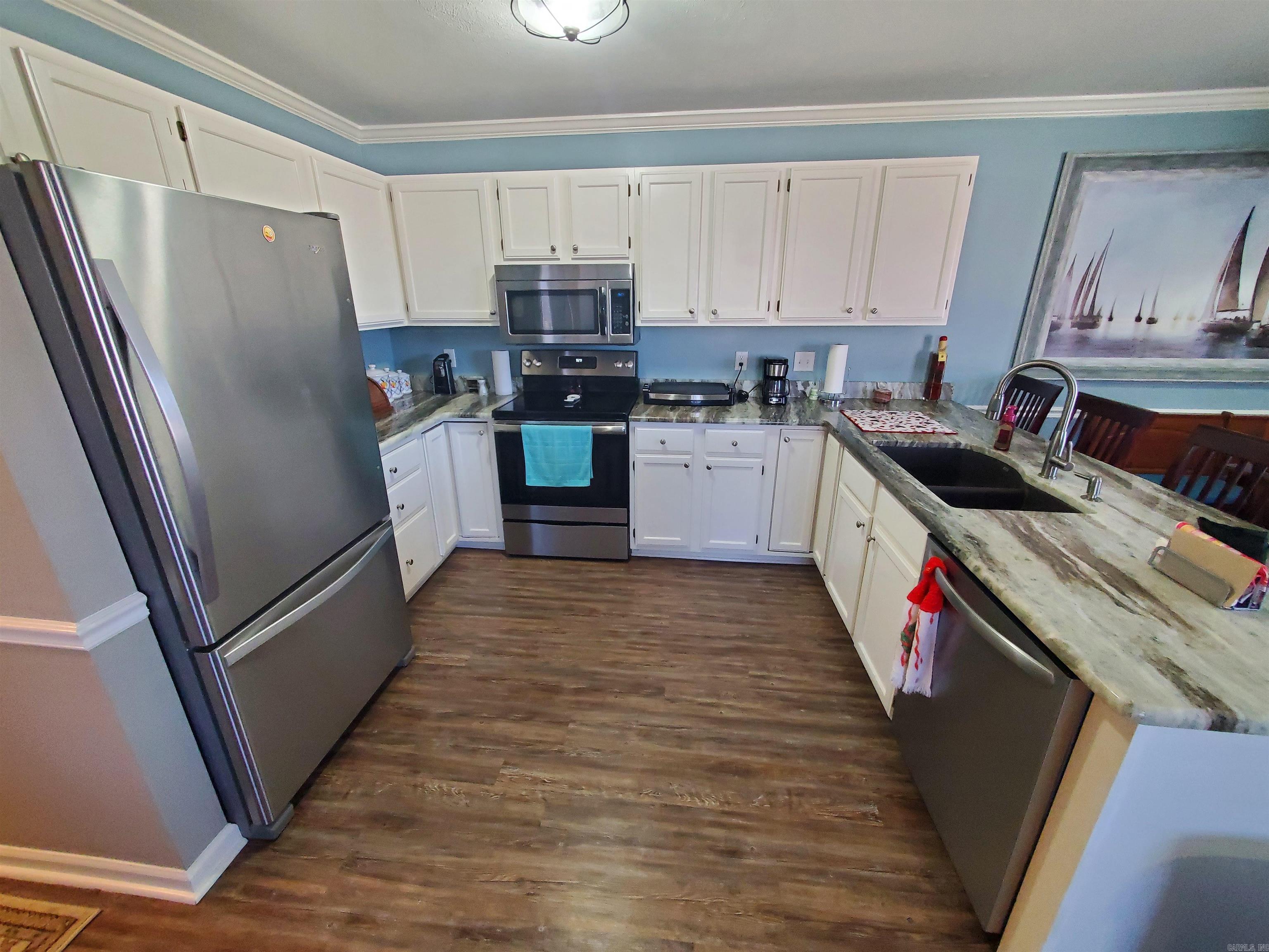 River Oaks Commons - Residential