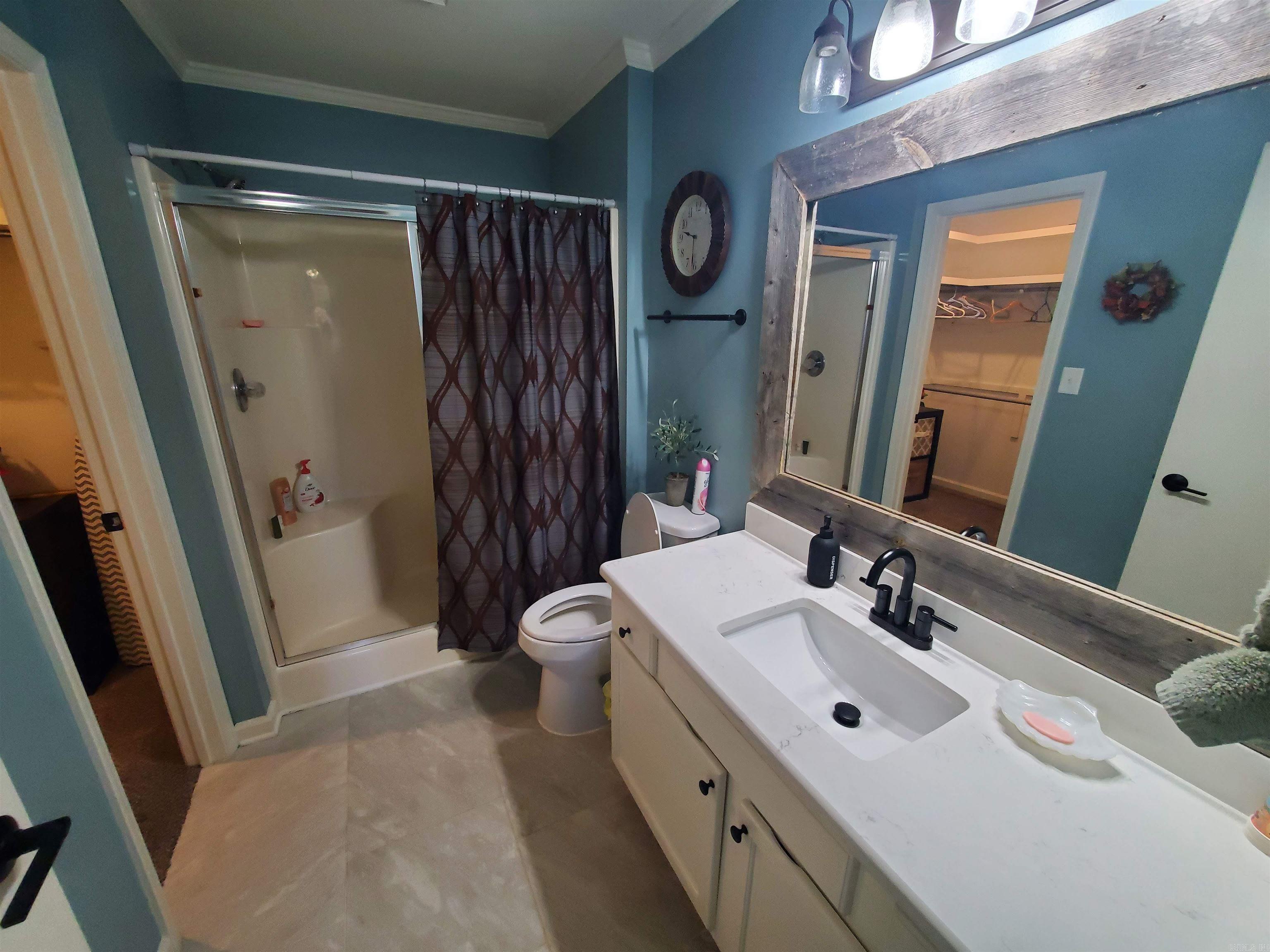 River Oaks Commons - Residential