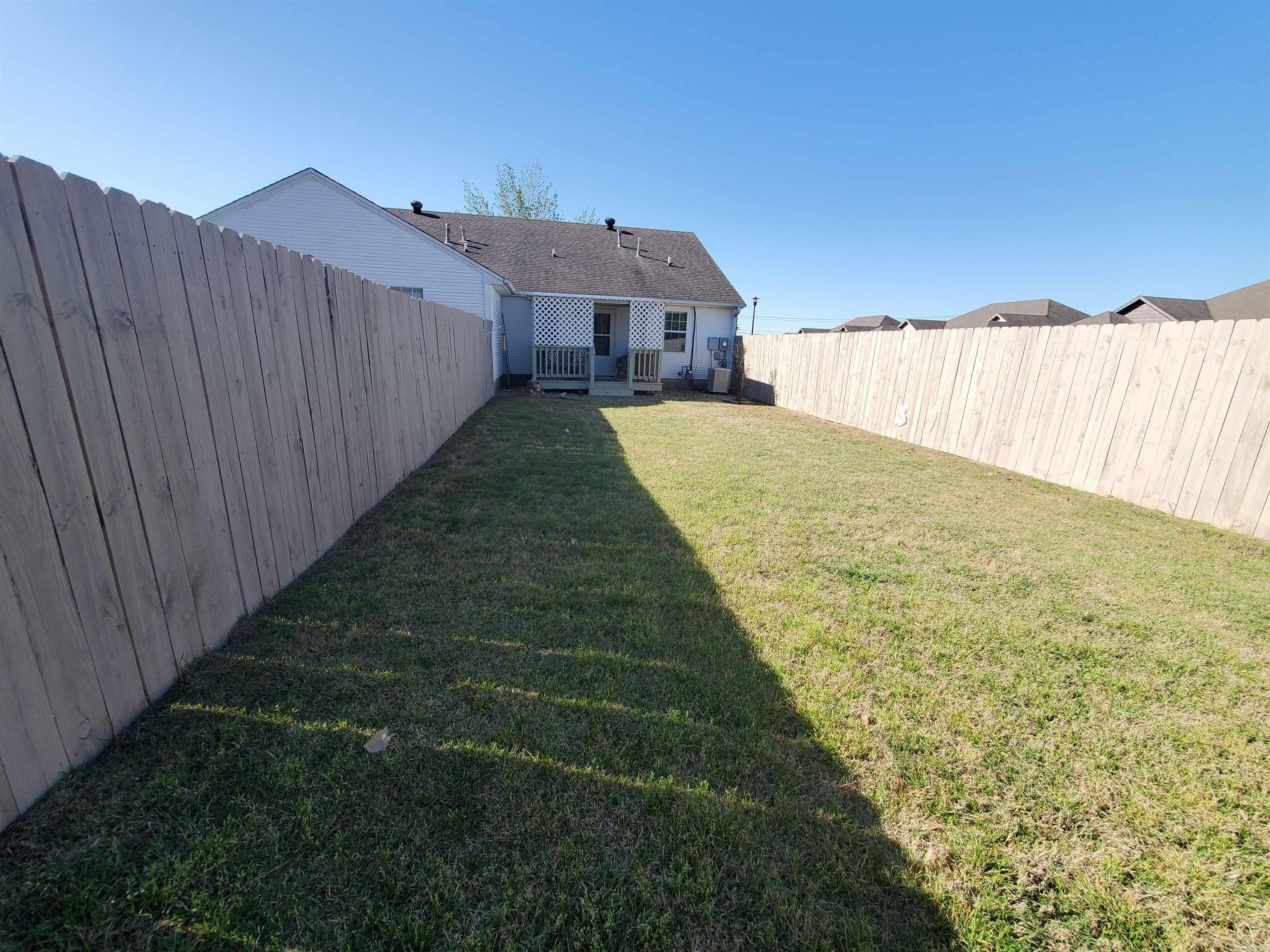 River Oaks Commons - Residential