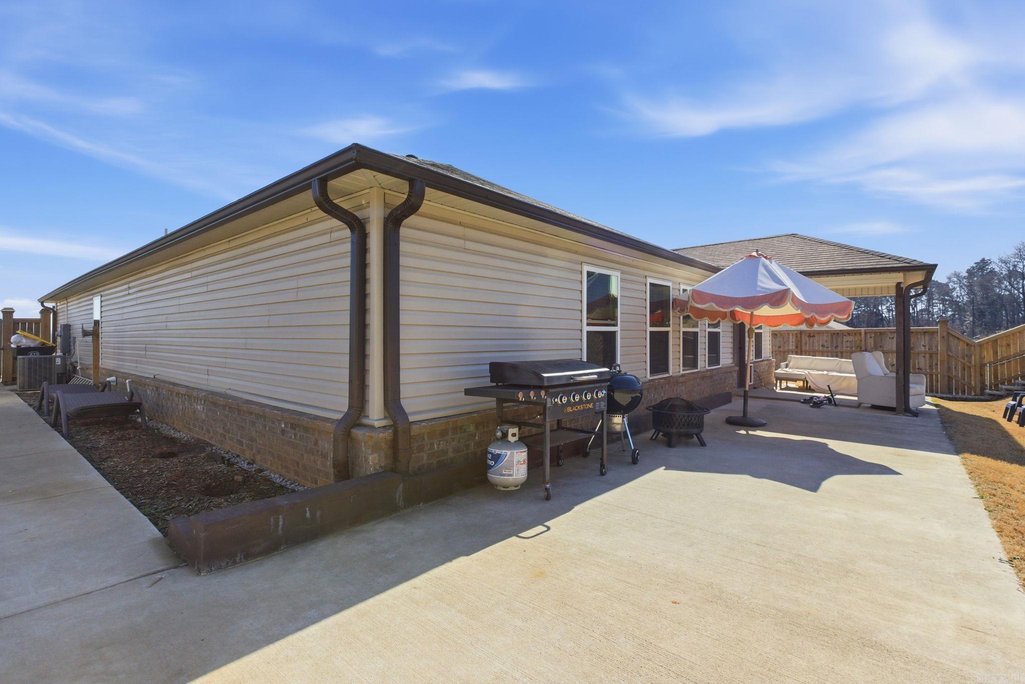 OAKLAND GROVE ESTATES - Residential