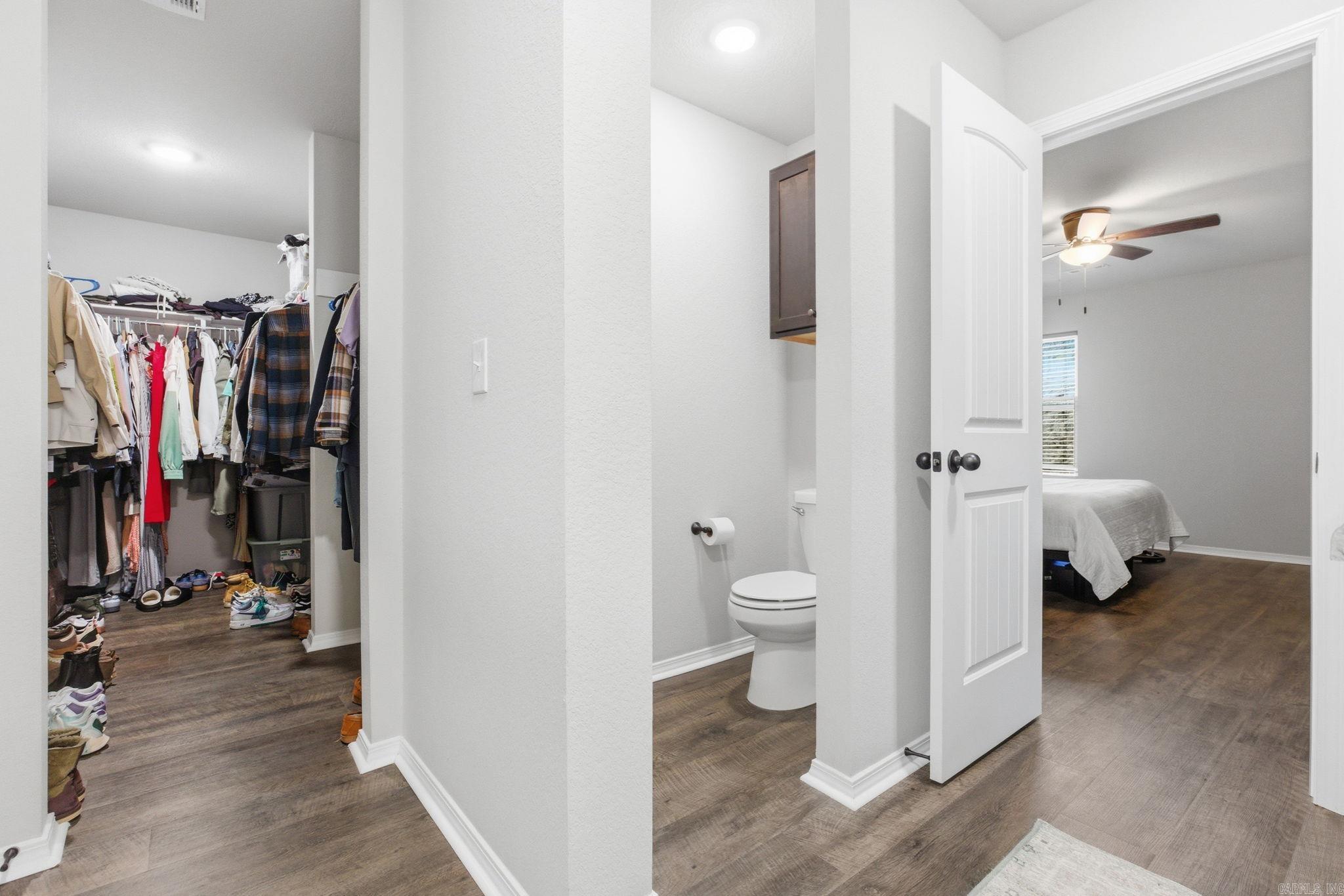 OAKLAND GROVE ESTATES - Residential