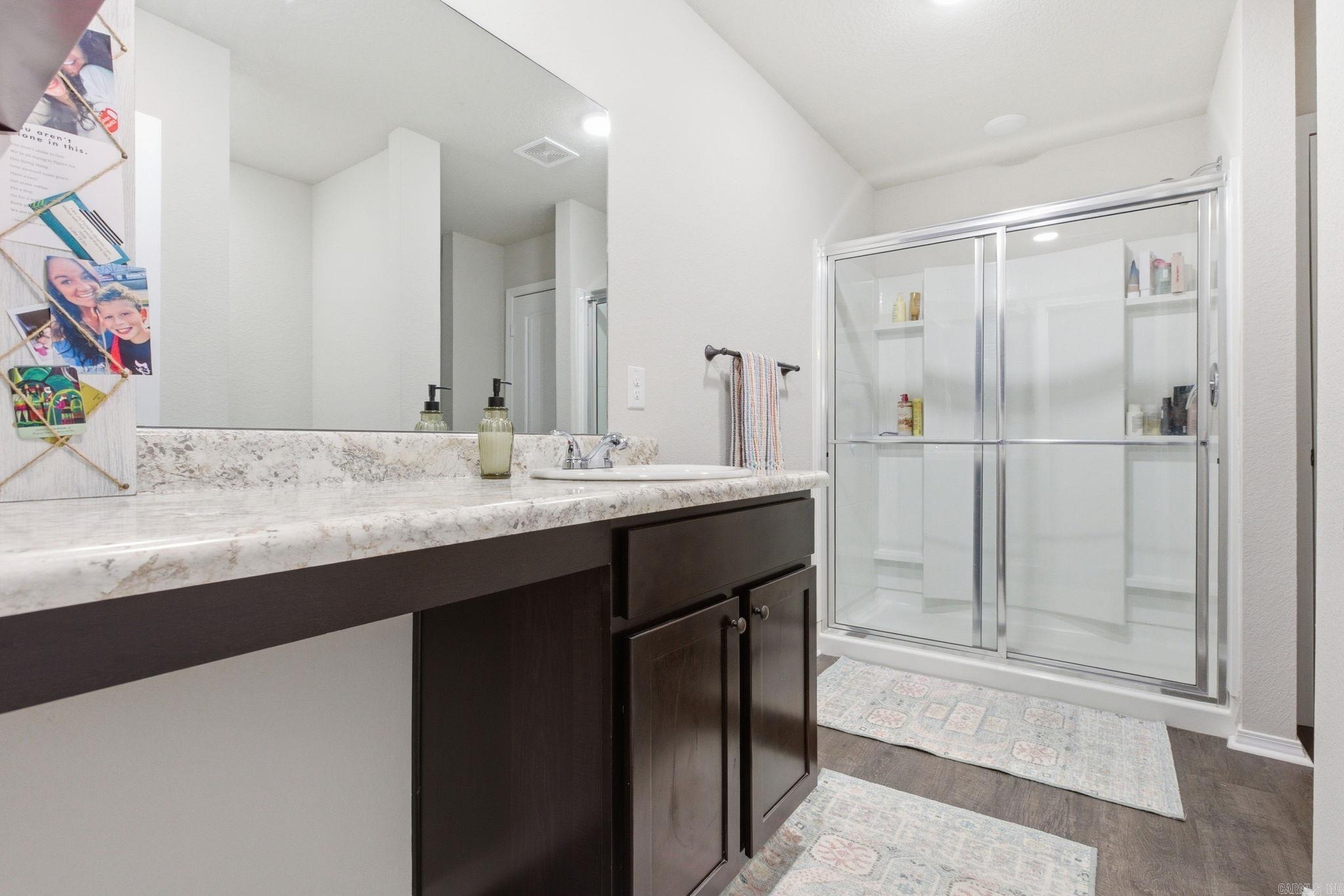 OAKLAND GROVE ESTATES - Residential