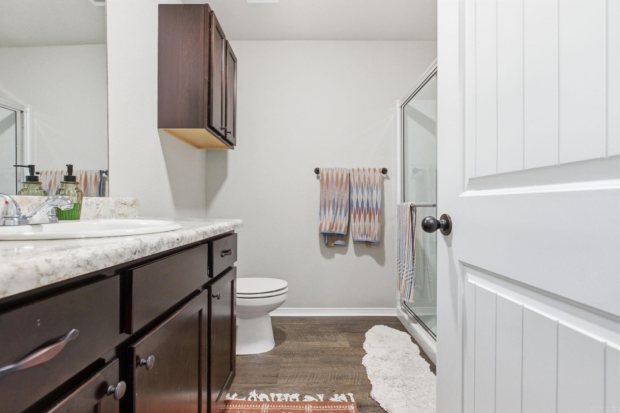 OAKLAND GROVE ESTATES - Residential