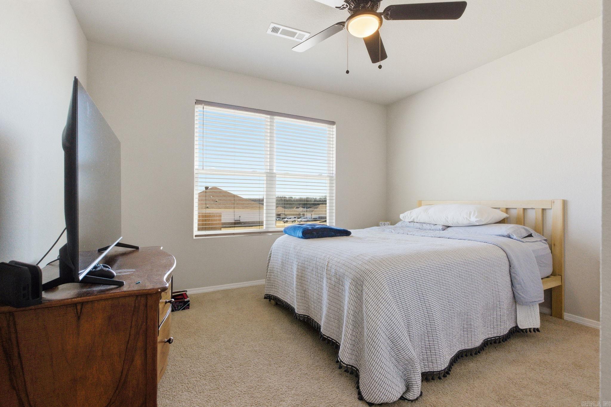 OAKLAND GROVE ESTATES - Residential