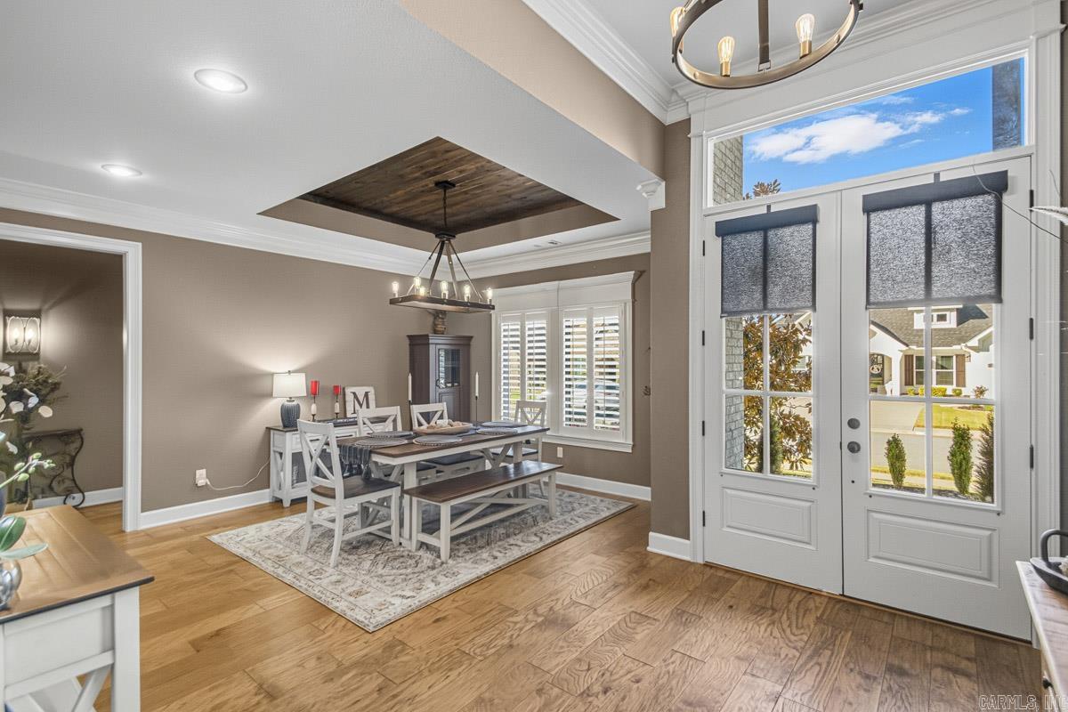 HURRICANE GARDENS - Residential