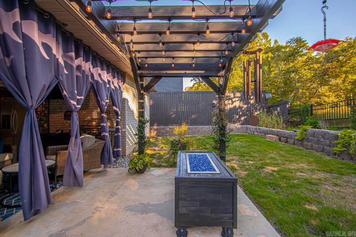 HURRICANE GARDENS - Residential