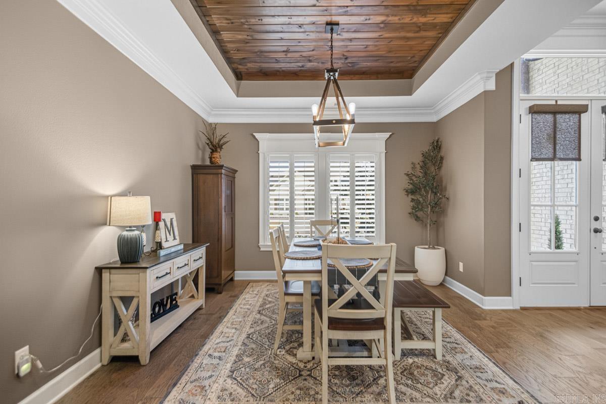 HURRICANE GARDENS - Residential